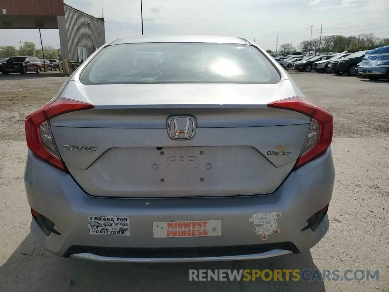 6 Фотография поврежденного автомобиля 19XFC2F60KE013124 HONDA CIVIC 2019