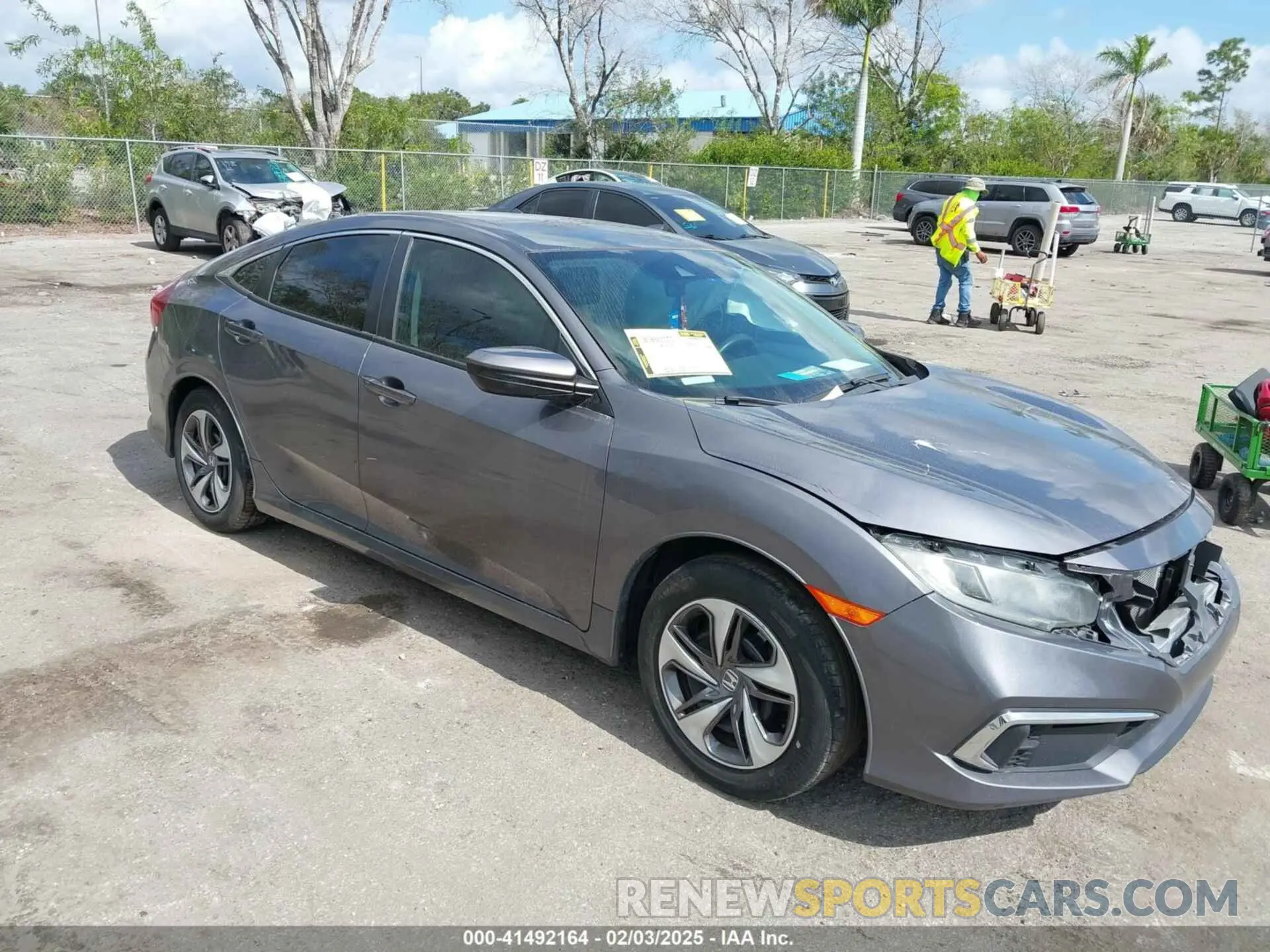 1 Photograph of a damaged car 19XFC2F61KE011222 HONDA CIVIC 2019