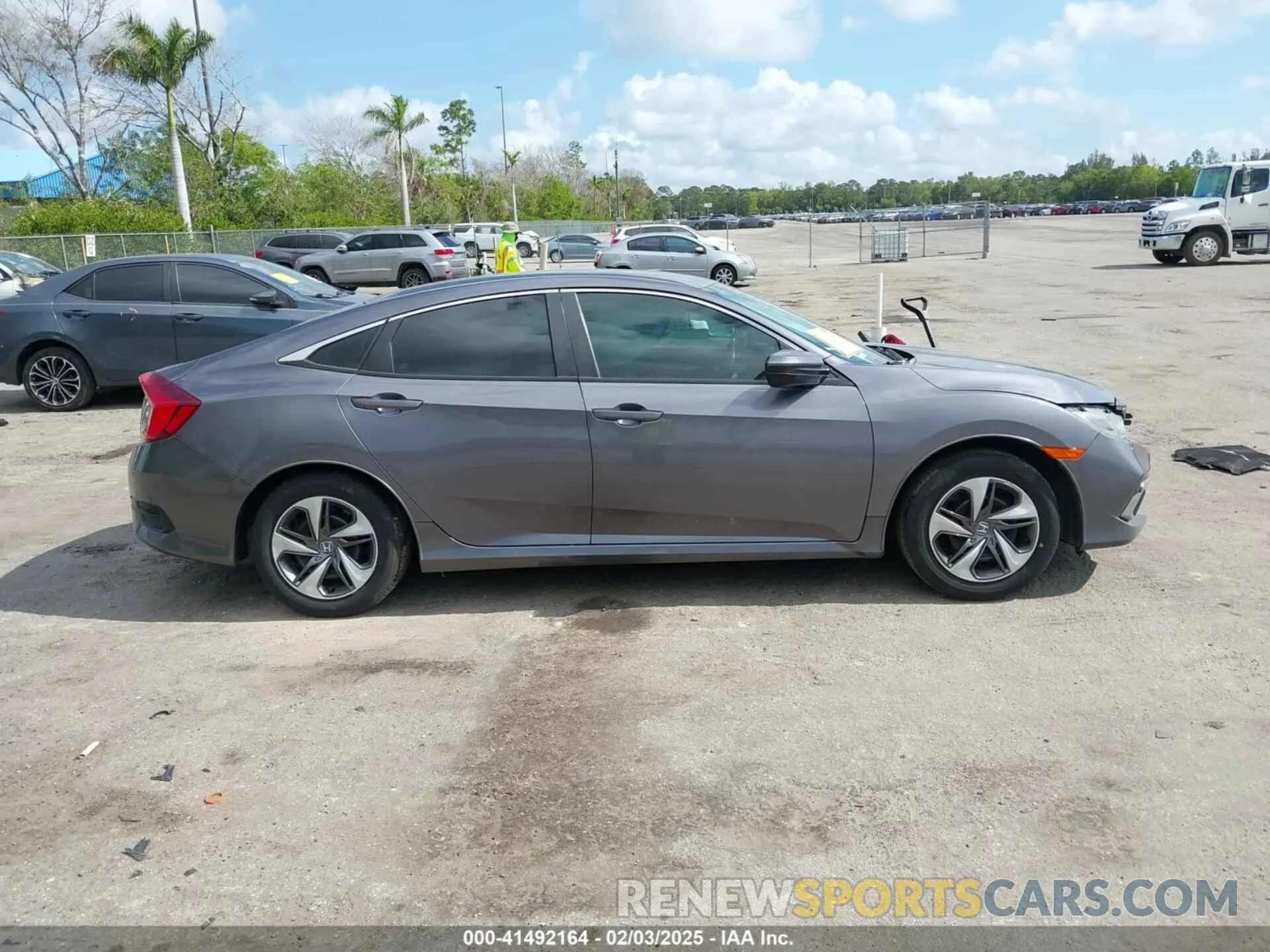 13 Photograph of a damaged car 19XFC2F61KE011222 HONDA CIVIC 2019