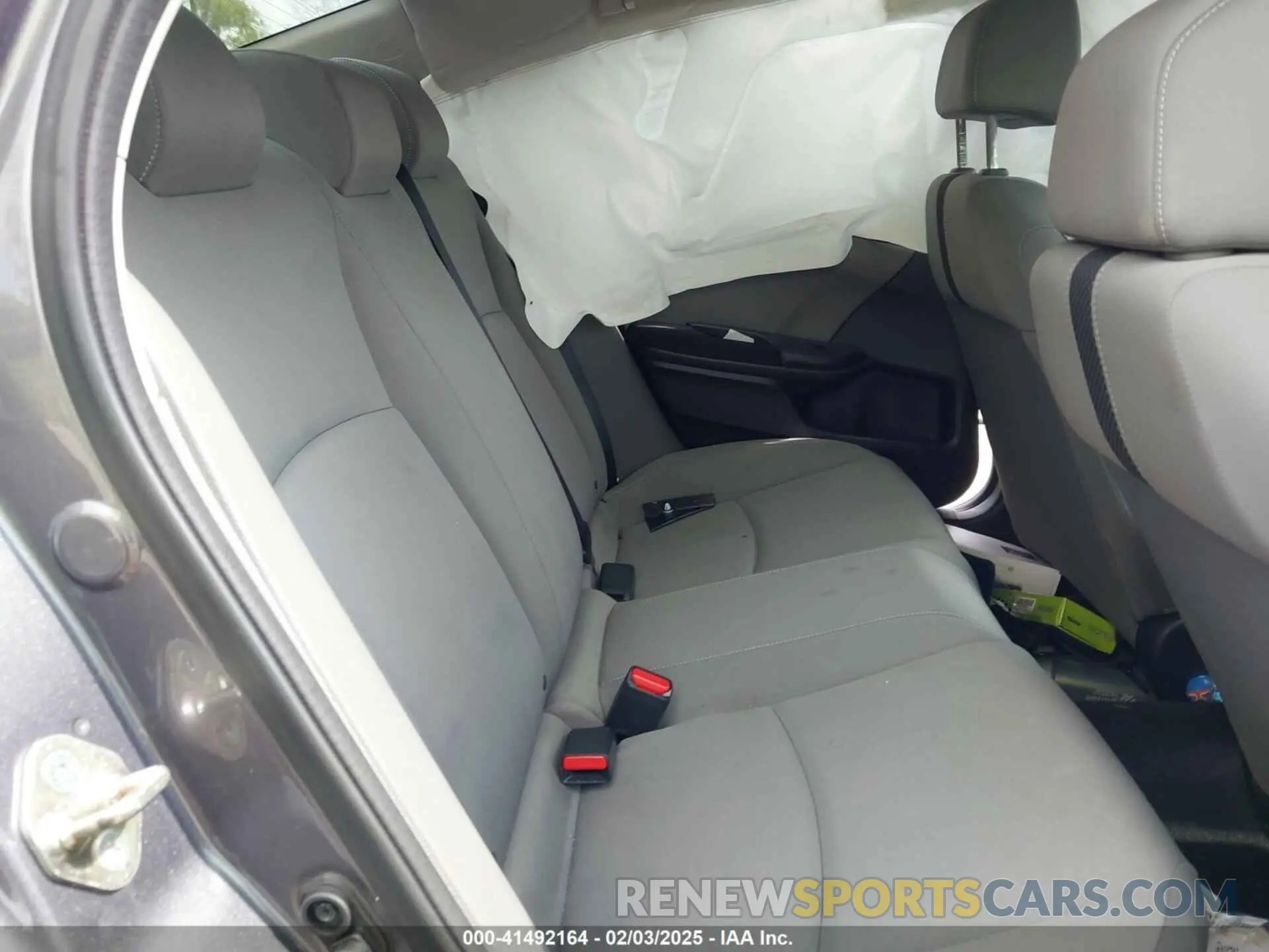 8 Photograph of a damaged car 19XFC2F61KE011222 HONDA CIVIC 2019