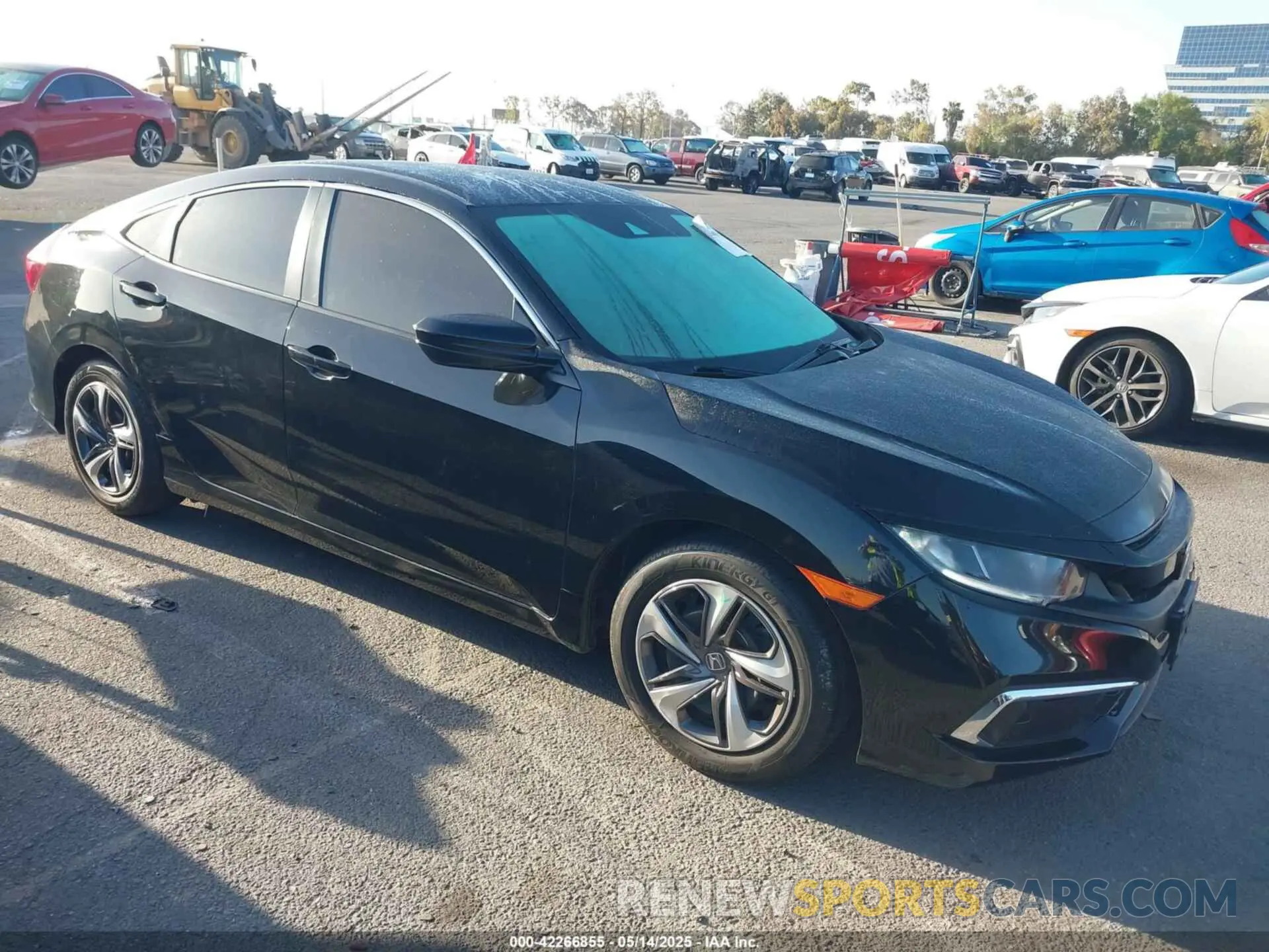 1 Photograph of a damaged car 19XFC2F61KE211940 HONDA CIVIC 2019
