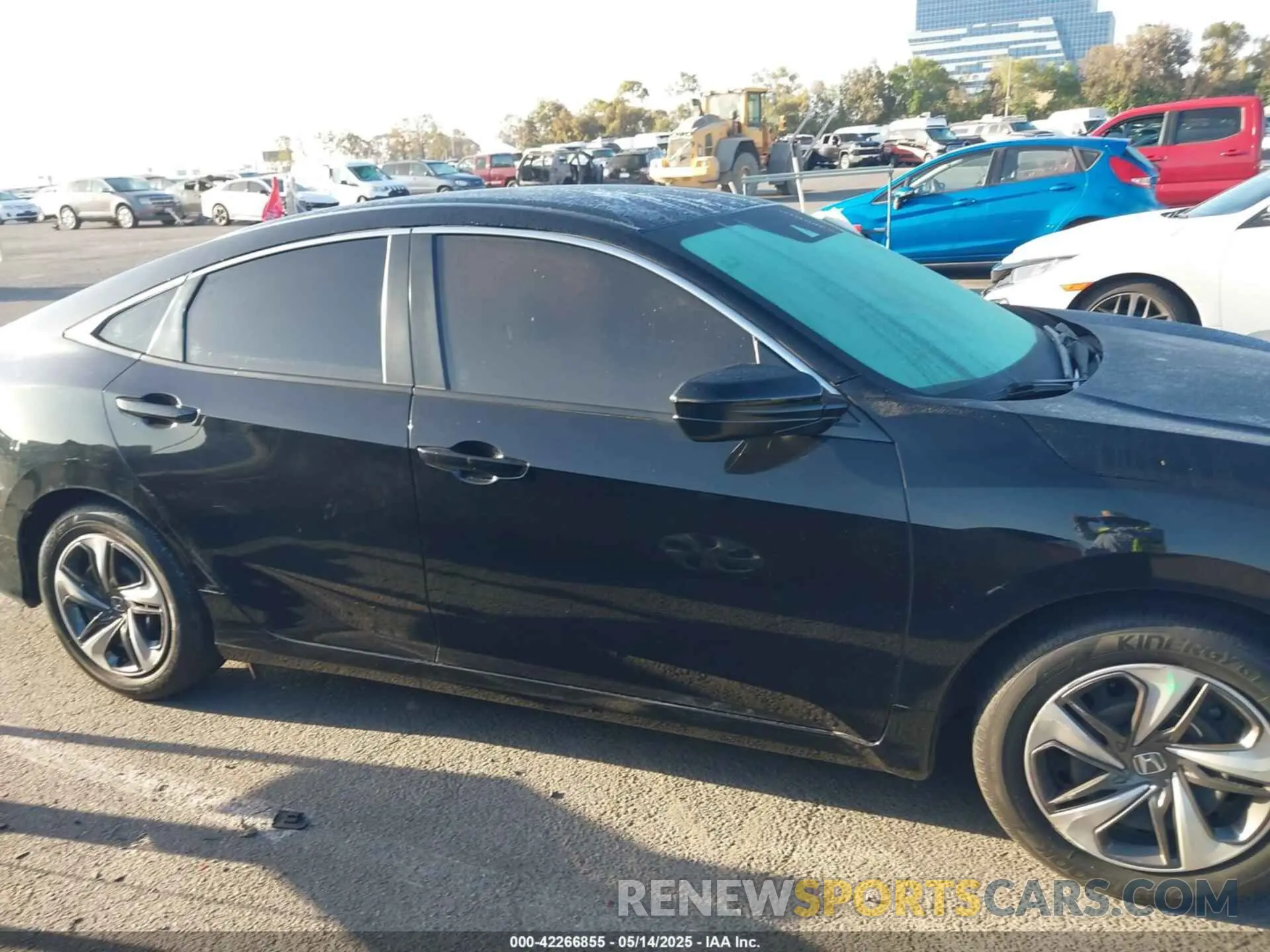 13 Photograph of a damaged car 19XFC2F61KE211940 HONDA CIVIC 2019
