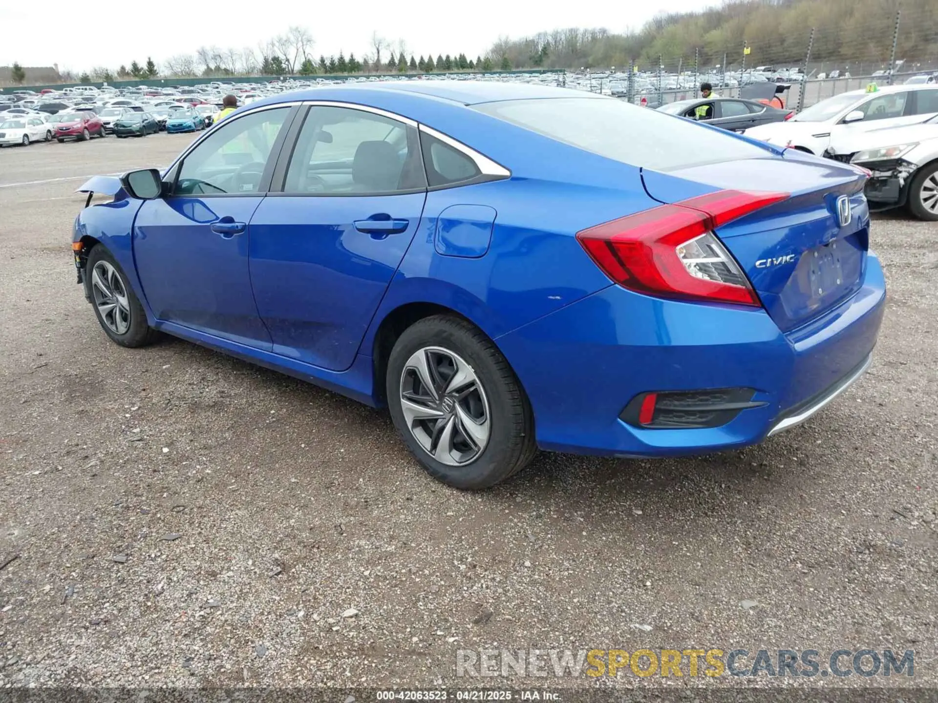 3 Photograph of a damaged car 19XFC2F62KE028935 HONDA CIVIC 2019