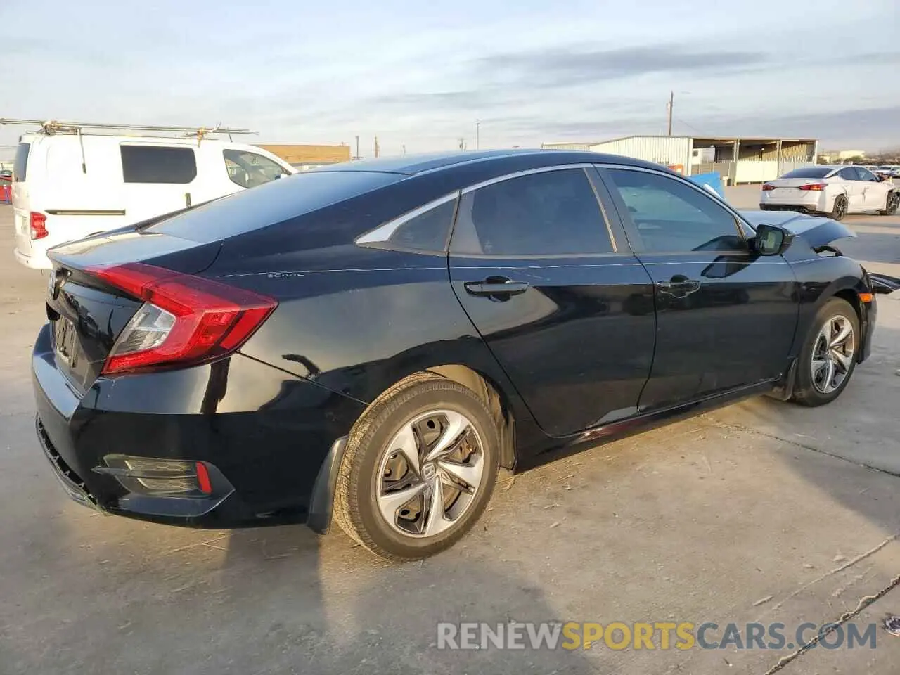 3 Фотография поврежденного автомобиля 19XFC2F62KE036209 HONDA CIVIC 2019