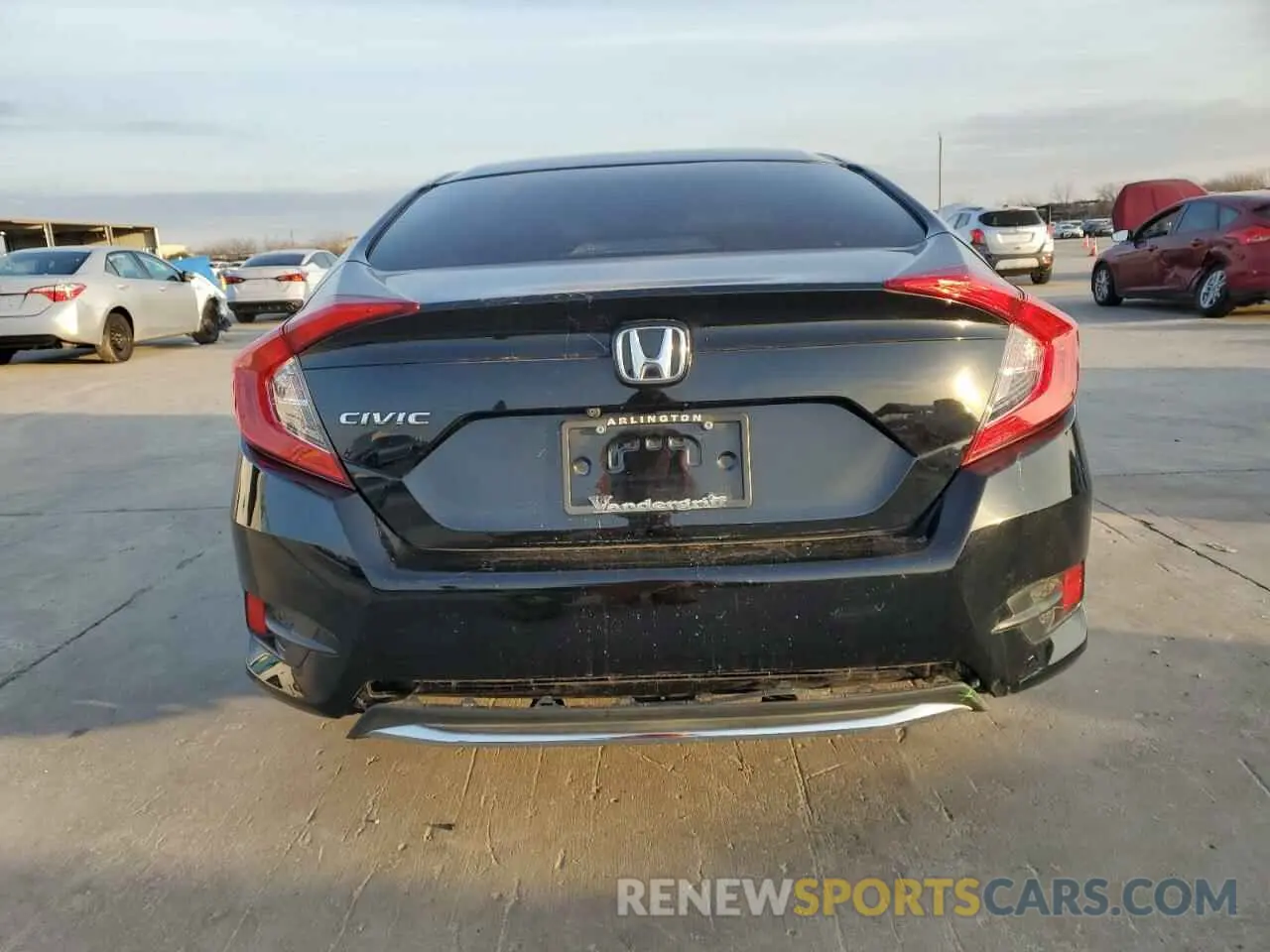 6 Фотография поврежденного автомобиля 19XFC2F62KE036209 HONDA CIVIC 2019