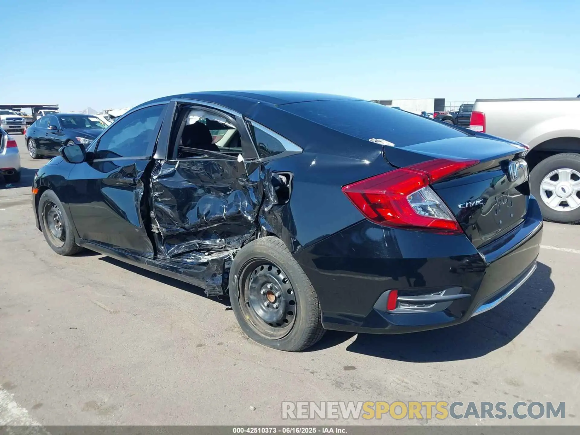 3 Photograph of a damaged car 19XFC2F62KE202213 HONDA CIVIC 2019