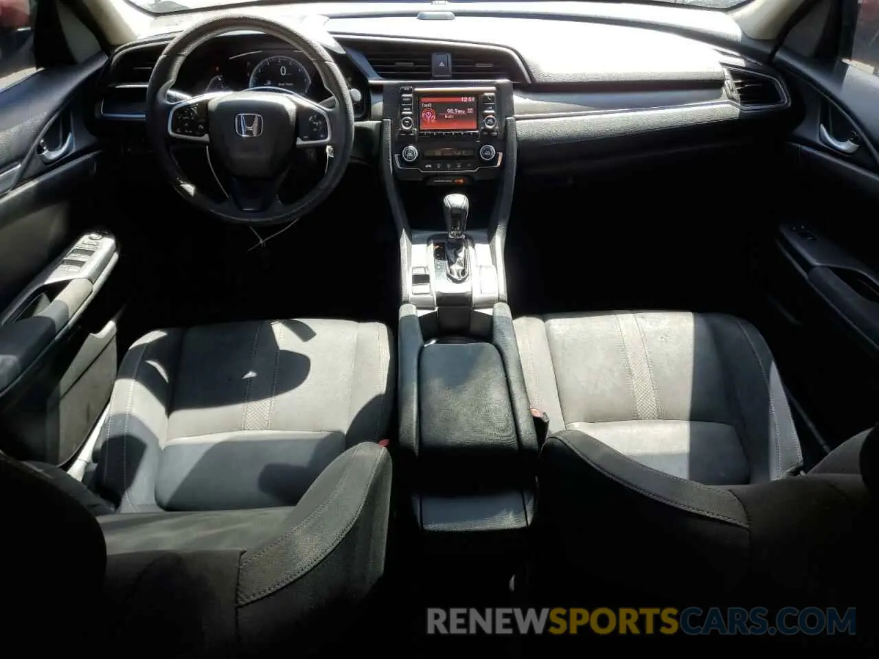 8 Photograph of a damaged car 19XFC2F62KE212904 HONDA CIVIC 2019