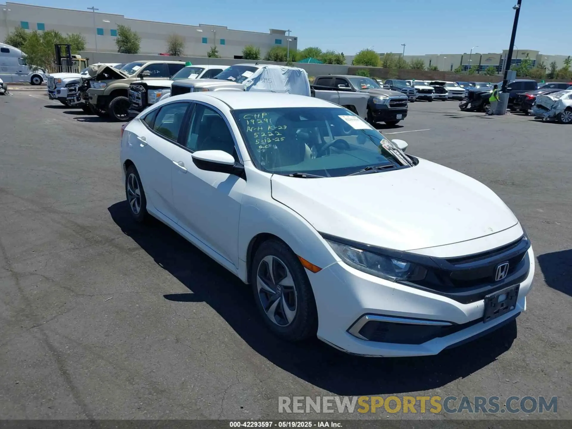 1 Фотография поврежденного автомобиля 19XFC2F62KE215222 HONDA CIVIC 2019