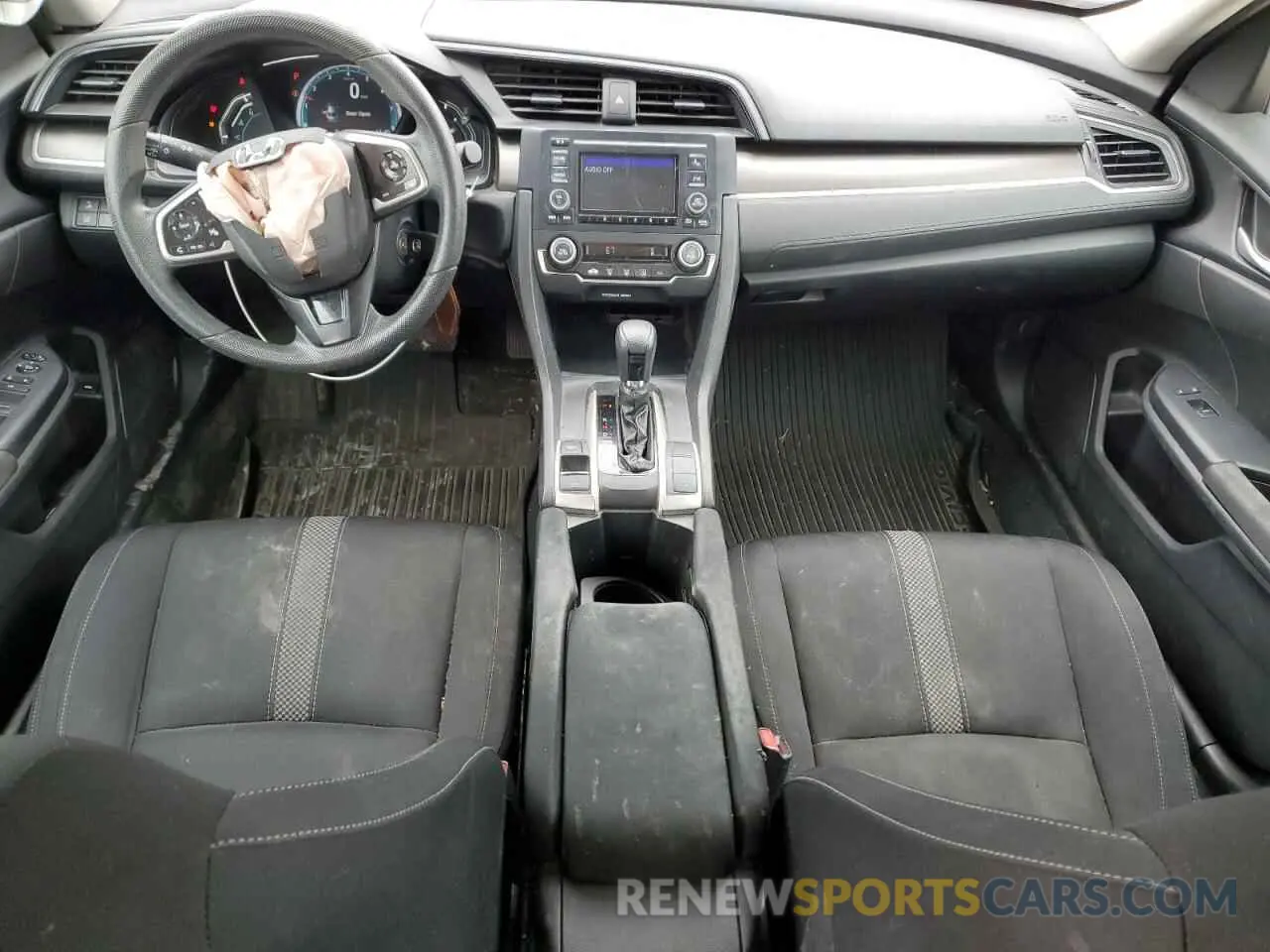 8 Photograph of a damaged car 19XFC2F63KE028118 HONDA CIVIC 2019