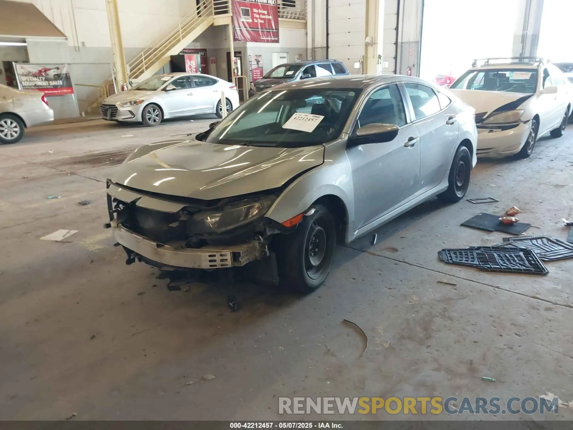 2 Фотография поврежденного автомобиля 19XFC2F64KE208210 HONDA CIVIC 2019