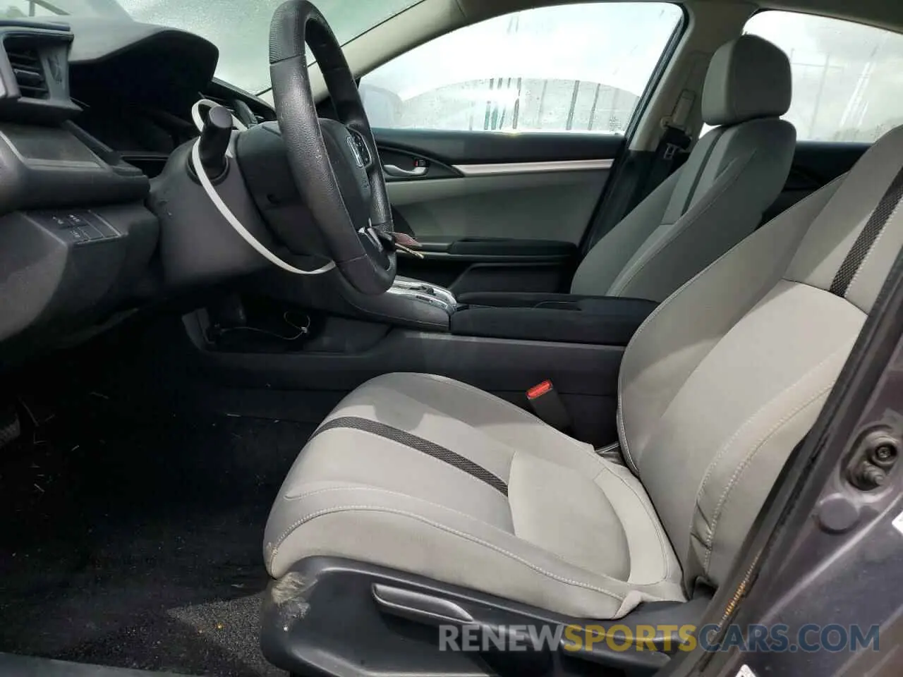 7 Photograph of a damaged car 19XFC2F65KE037774 HONDA CIVIC 2019