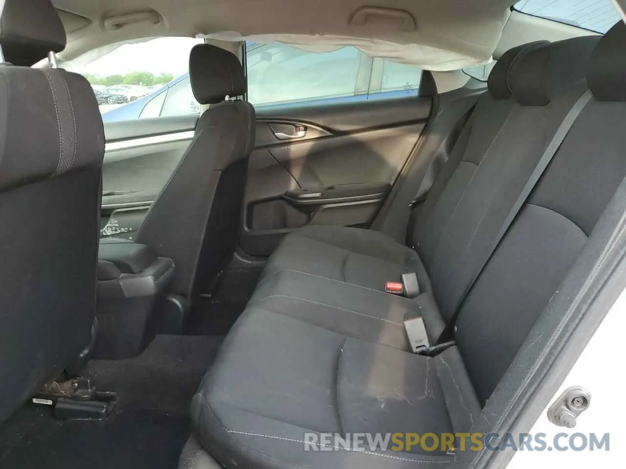 10 Photograph of a damaged car 19XFC2F66KE032115 HONDA CIVIC 2019