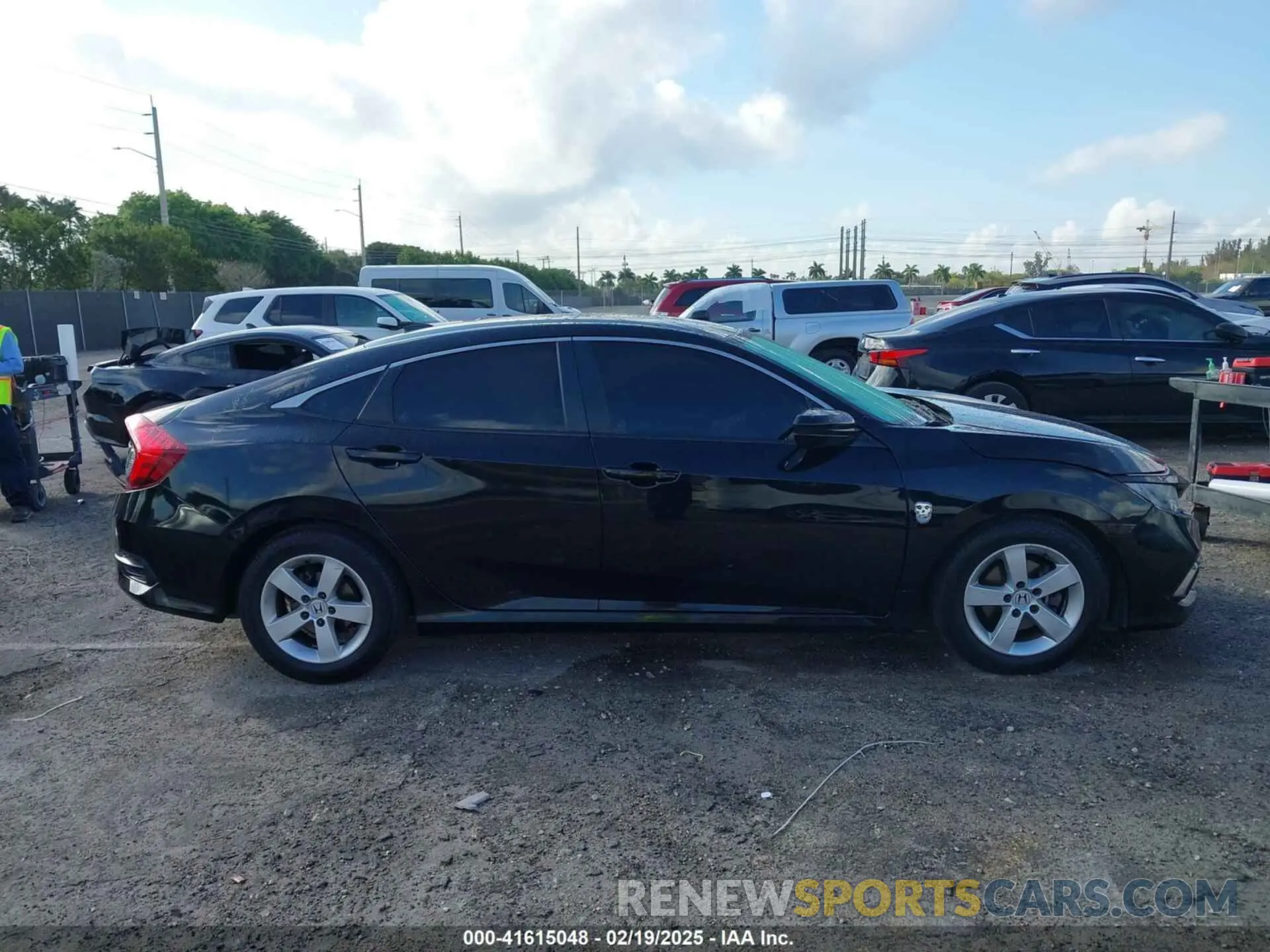 13 Photograph of a damaged car 19XFC2F67KE017168 HONDA CIVIC 2019
