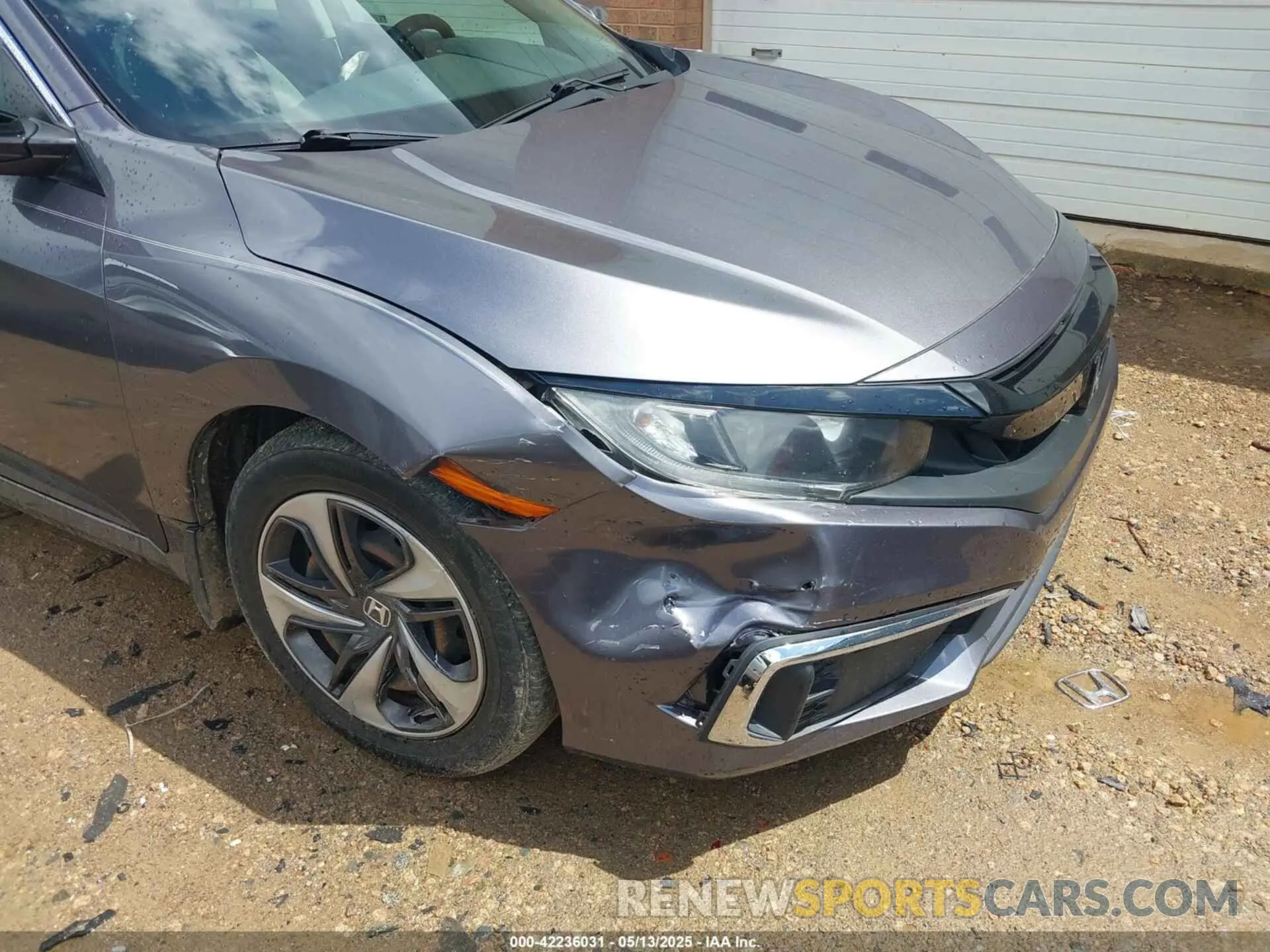6 Photograph of a damaged car 19XFC2F68KE029927 HONDA CIVIC 2019