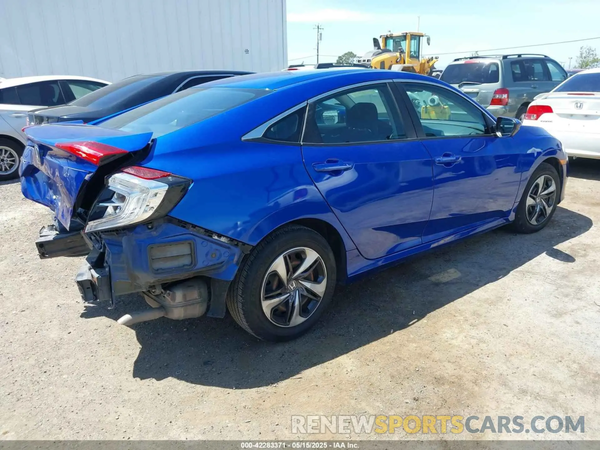 4 Photograph of a damaged car 19XFC2F68KE214611 HONDA CIVIC 2019