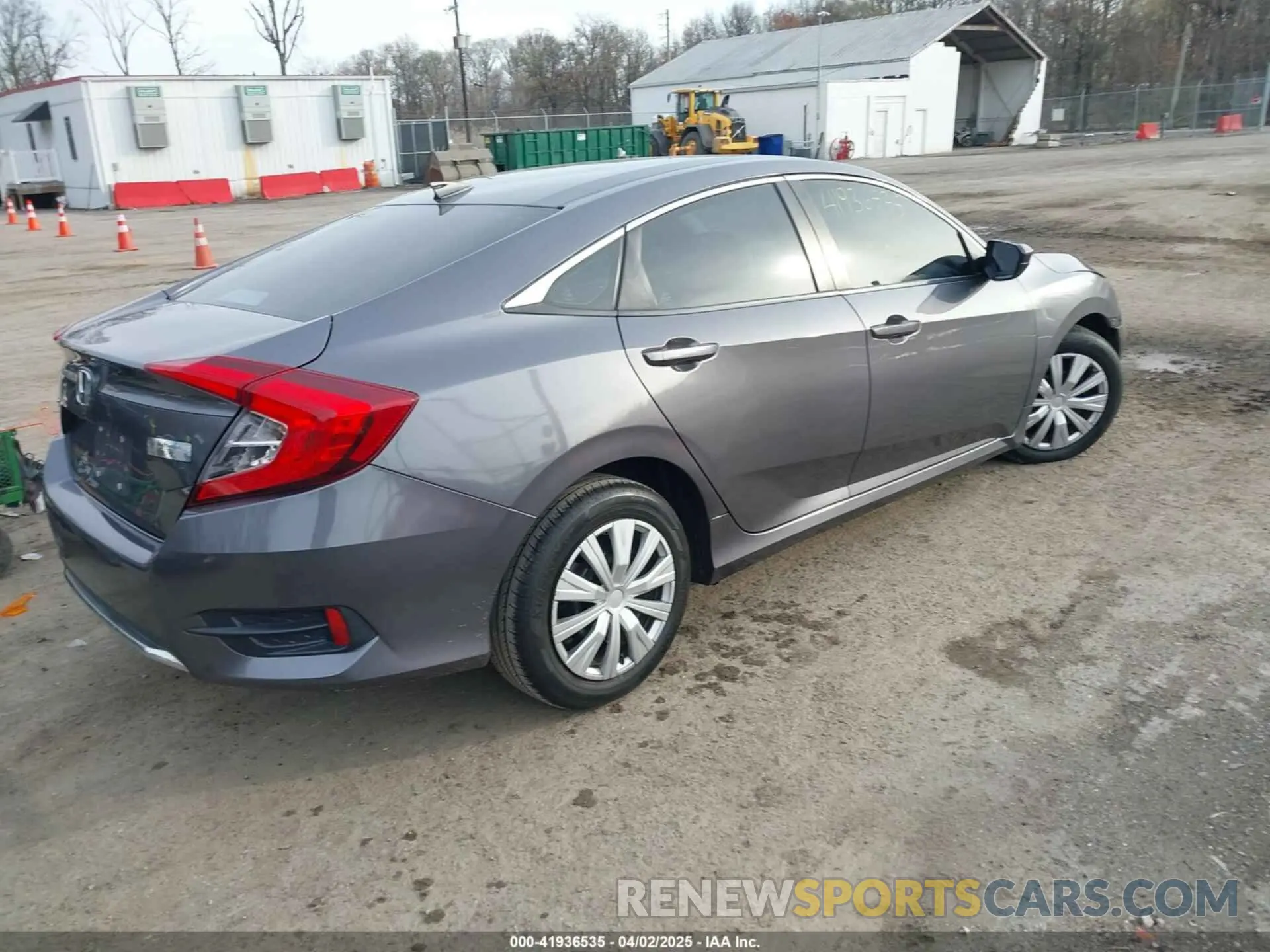 4 Фотография поврежденного автомобиля 19XFC2F69KE013848 HONDA CIVIC 2019