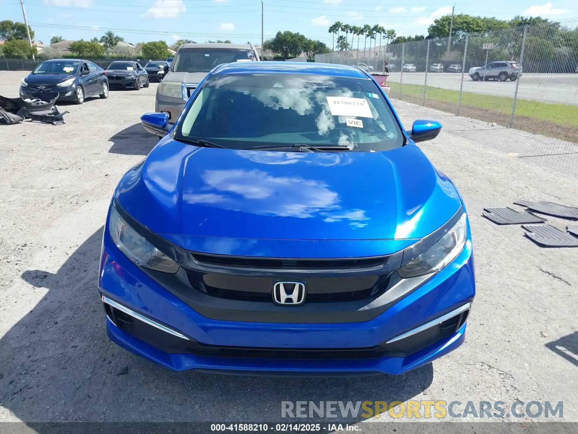 12 Фотография поврежденного автомобиля 19XFC2F69KE042024 HONDA CIVIC 2019