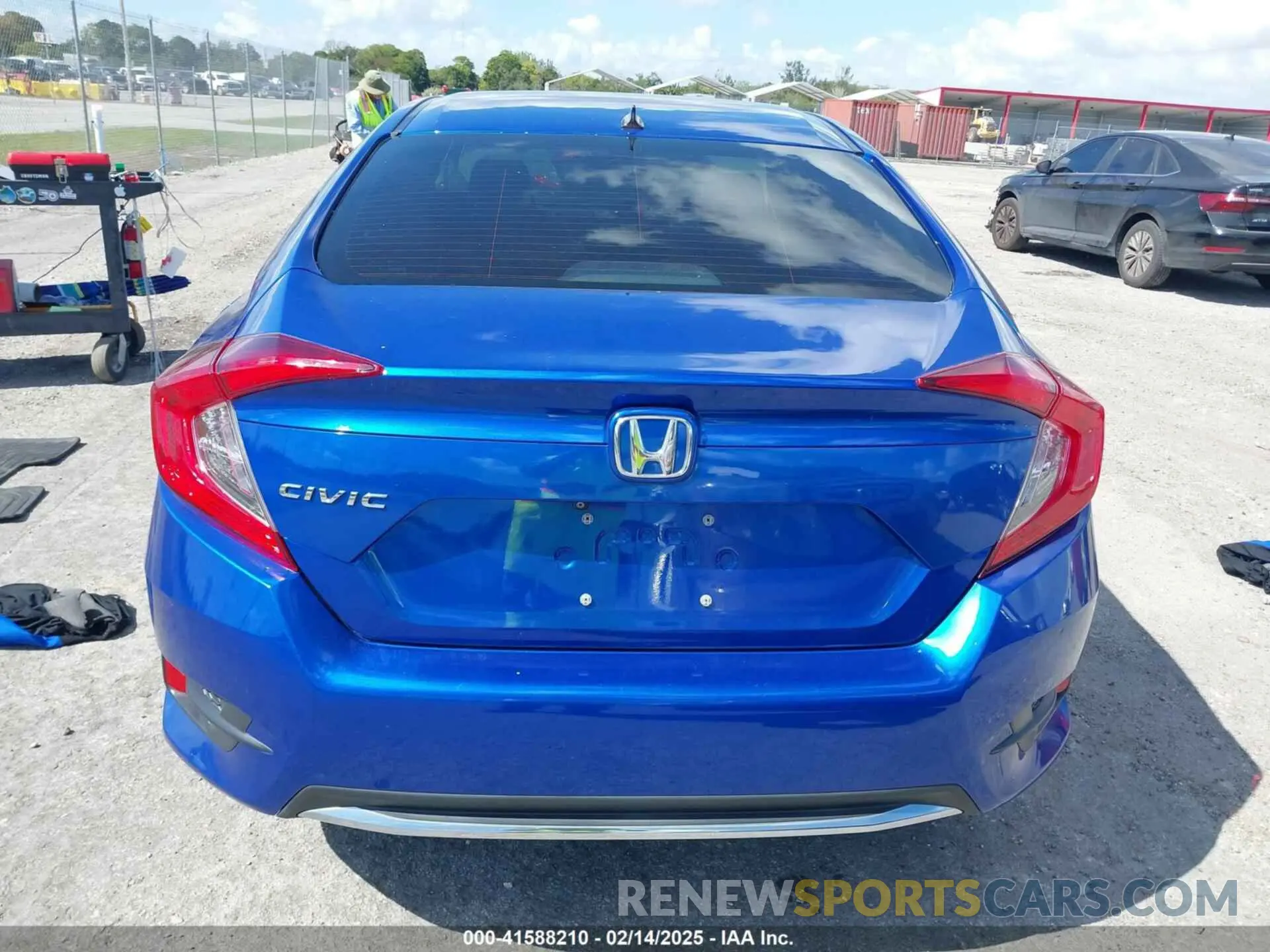 16 Фотография поврежденного автомобиля 19XFC2F69KE042024 HONDA CIVIC 2019