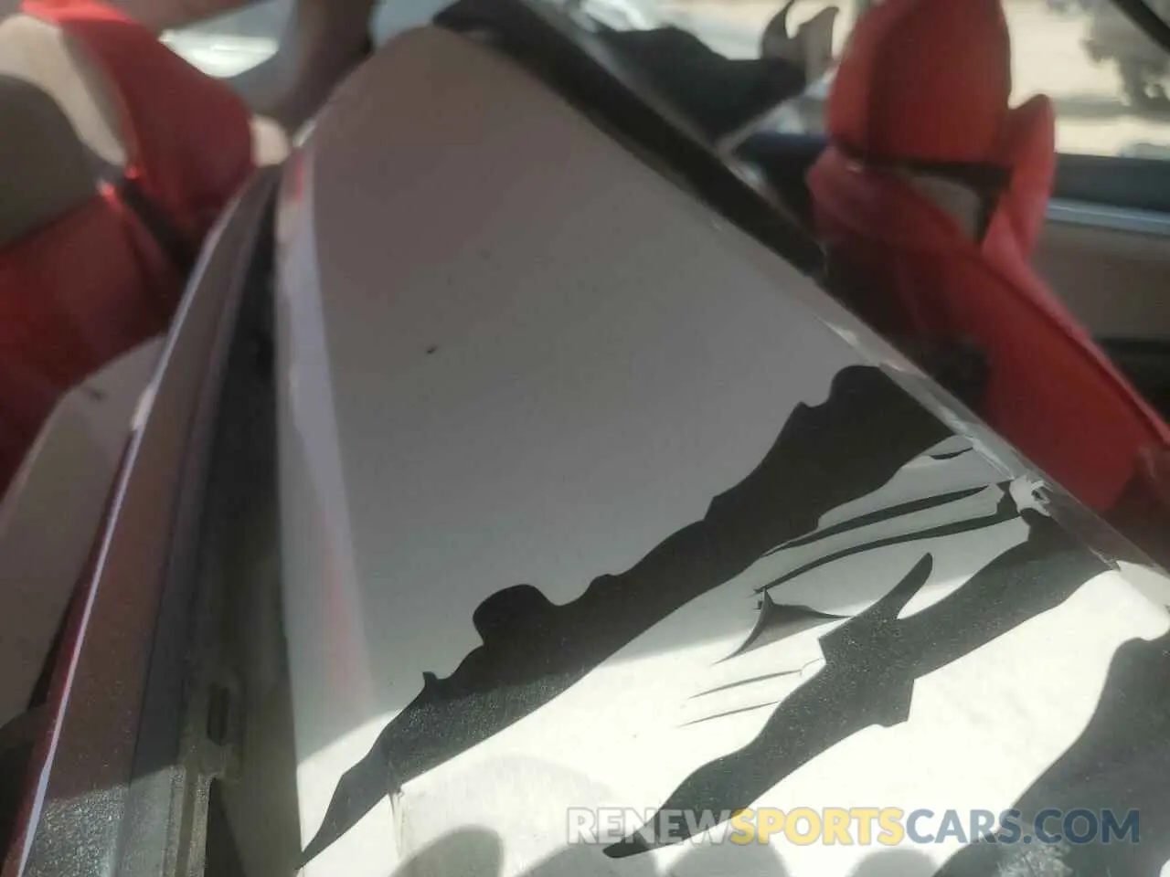 10 Photograph of a damaged car 19XFC2F6XKE041111 HONDA CIVIC 2019