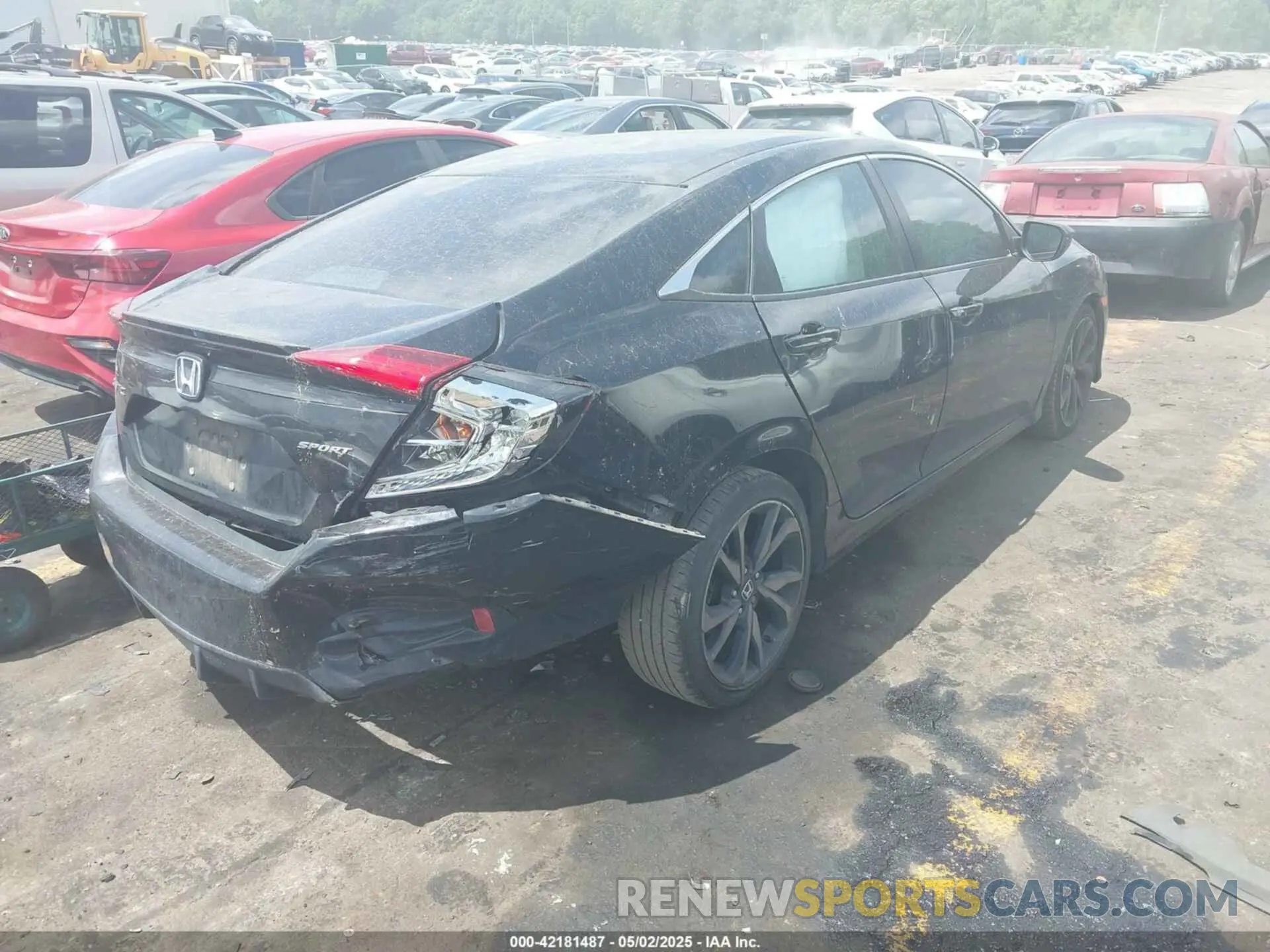 4 Фотография поврежденного автомобиля 19XFC2F80KE020706 HONDA CIVIC 2019