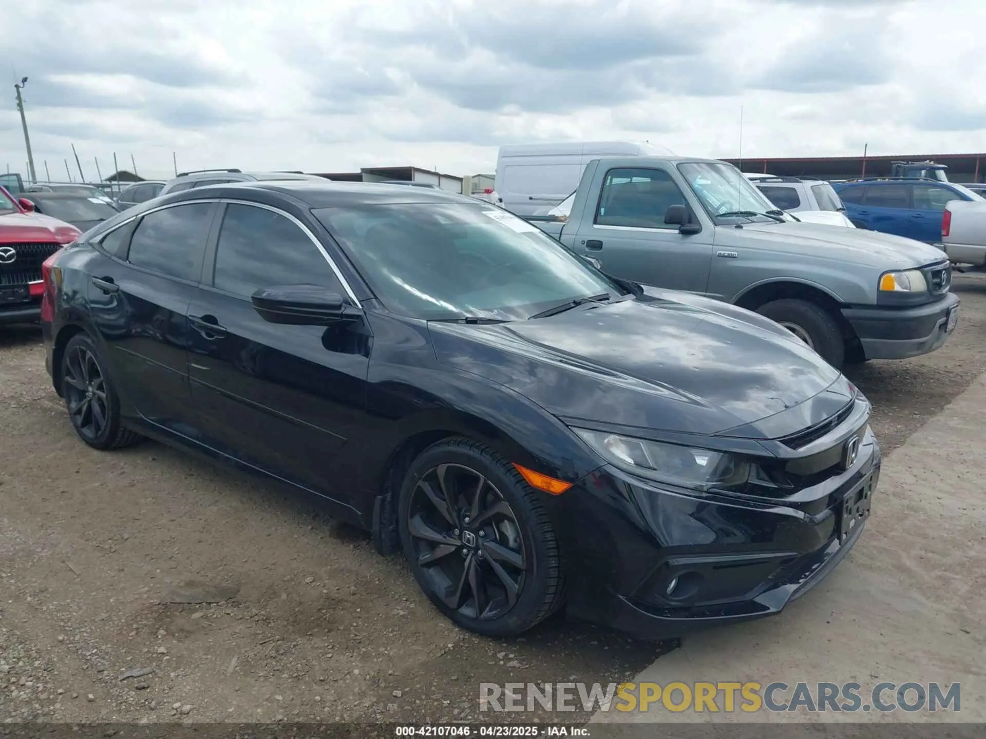 1 Фотография поврежденного автомобиля 19XFC2F85KE017820 HONDA CIVIC 2019