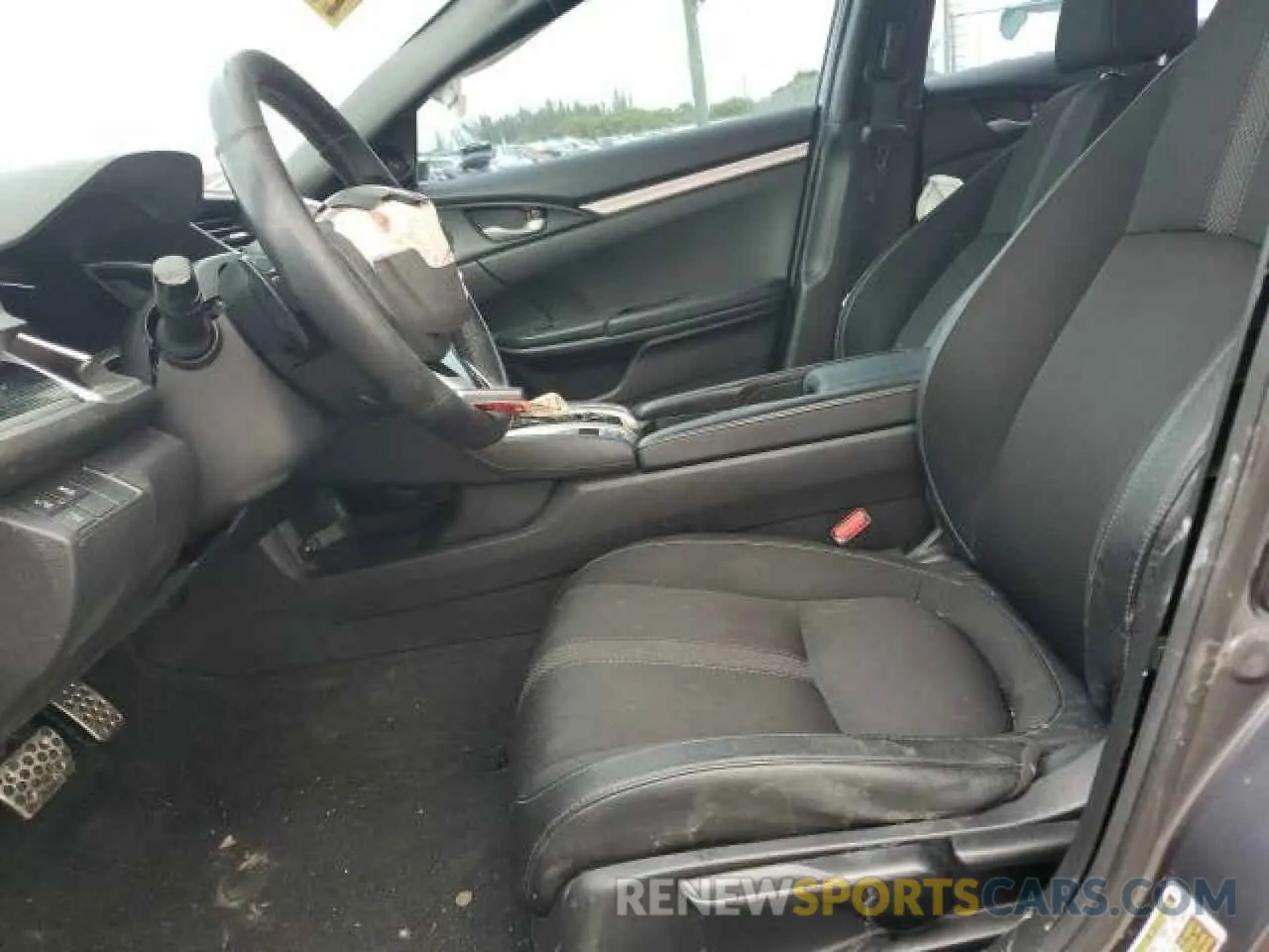 7 Photograph of a damaged car 19XFC2F85KE035931 HONDA CIVIC 2019