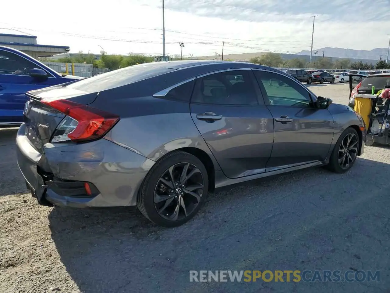3 Фотография поврежденного автомобиля 19XFC2F85KE050798 HONDA CIVIC 2019