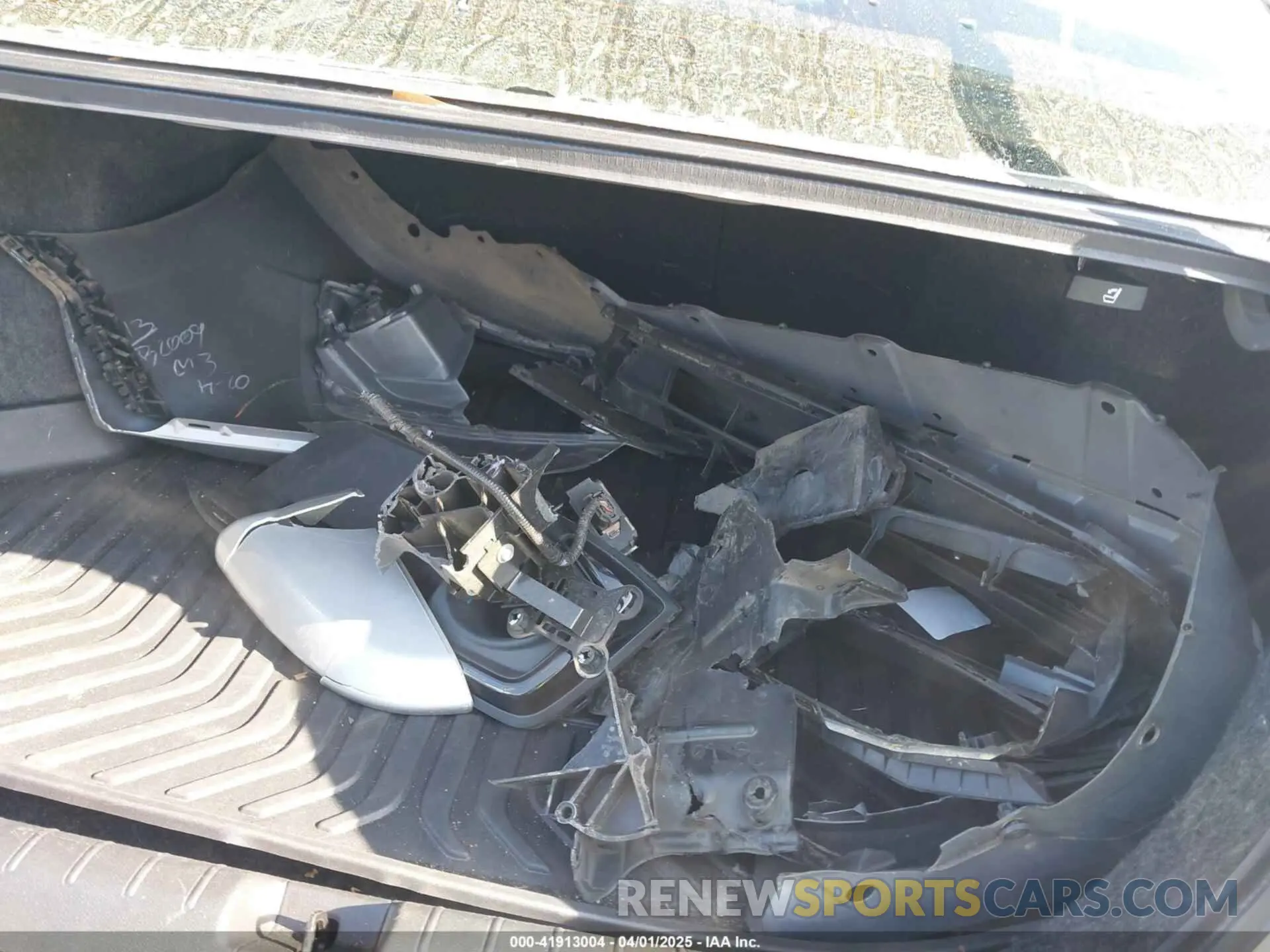 12 Фотография поврежденного автомобиля 19XFC2F88KE034868 HONDA CIVIC 2019