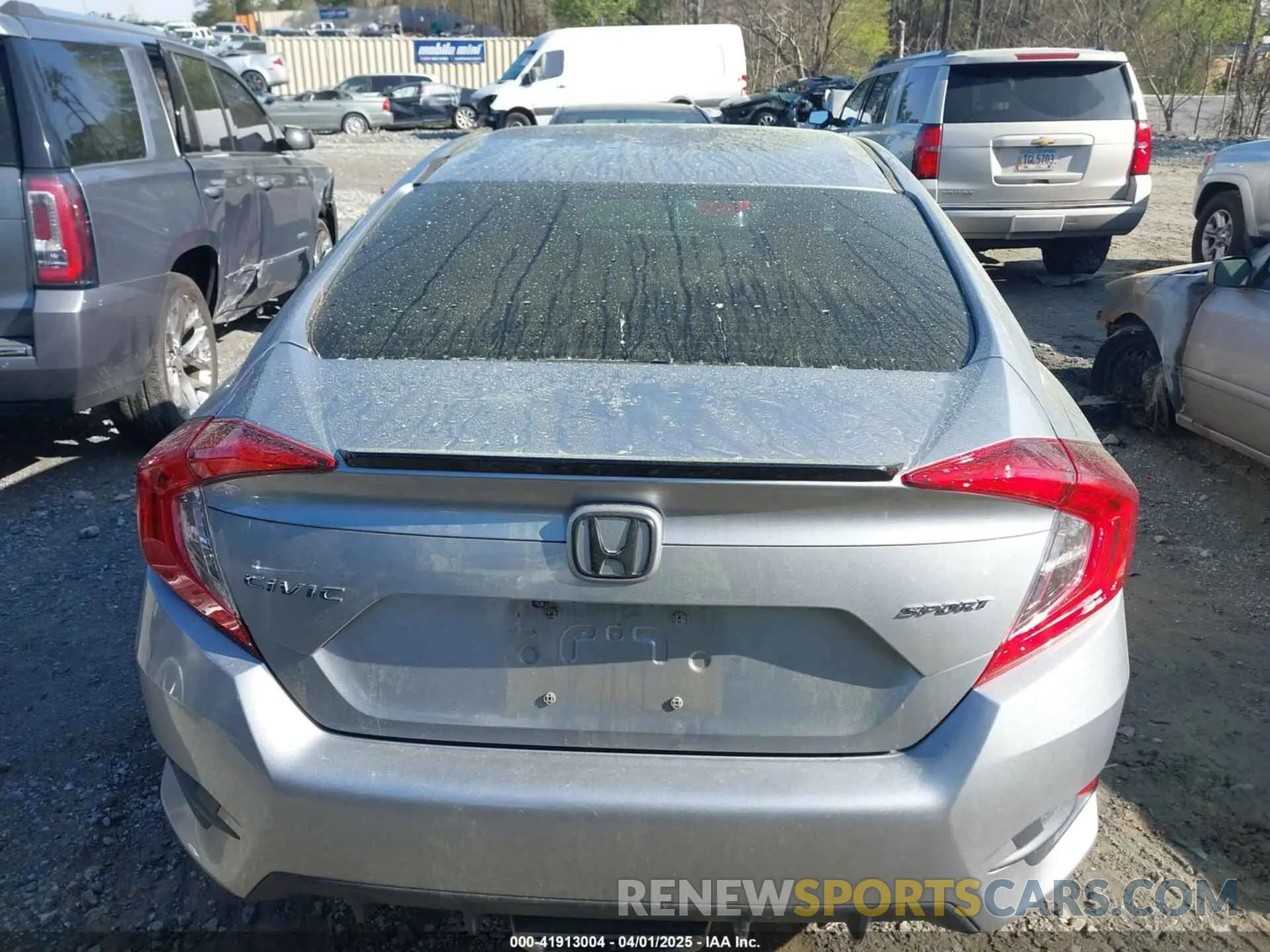 17 Фотография поврежденного автомобиля 19XFC2F88KE034868 HONDA CIVIC 2019