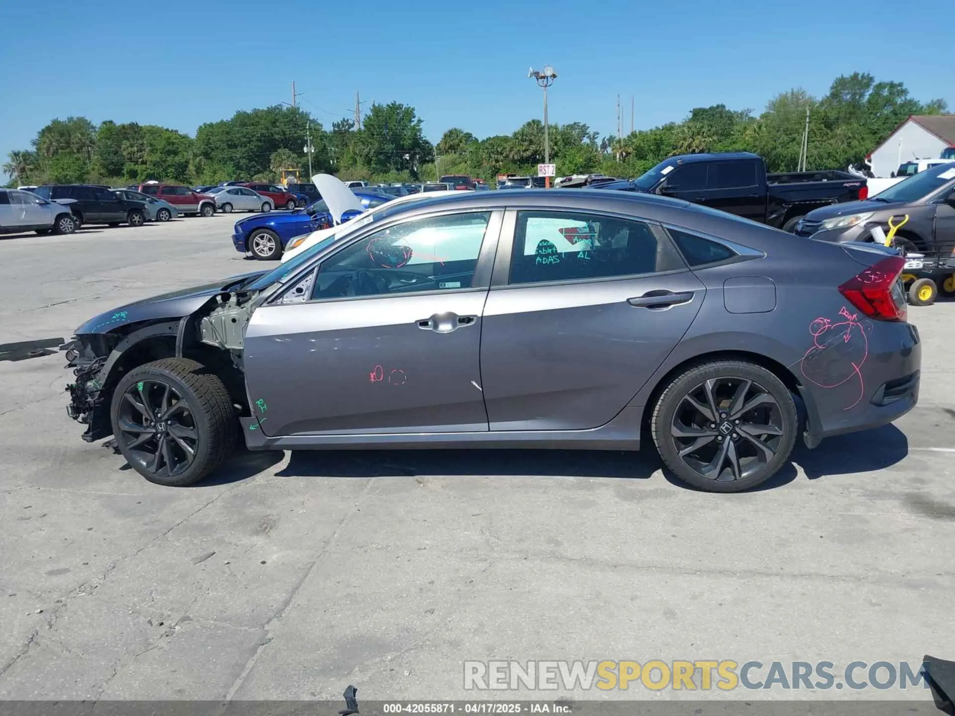 15 Photograph of a damaged car 19XFC2F89KE019683 HONDA CIVIC 2019