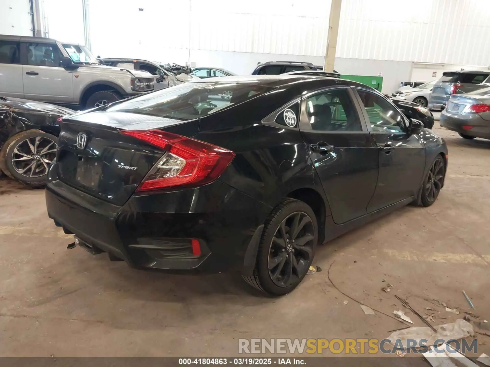 4 Фотография поврежденного автомобиля 19XFC2F89KE206213 HONDA CIVIC 2019