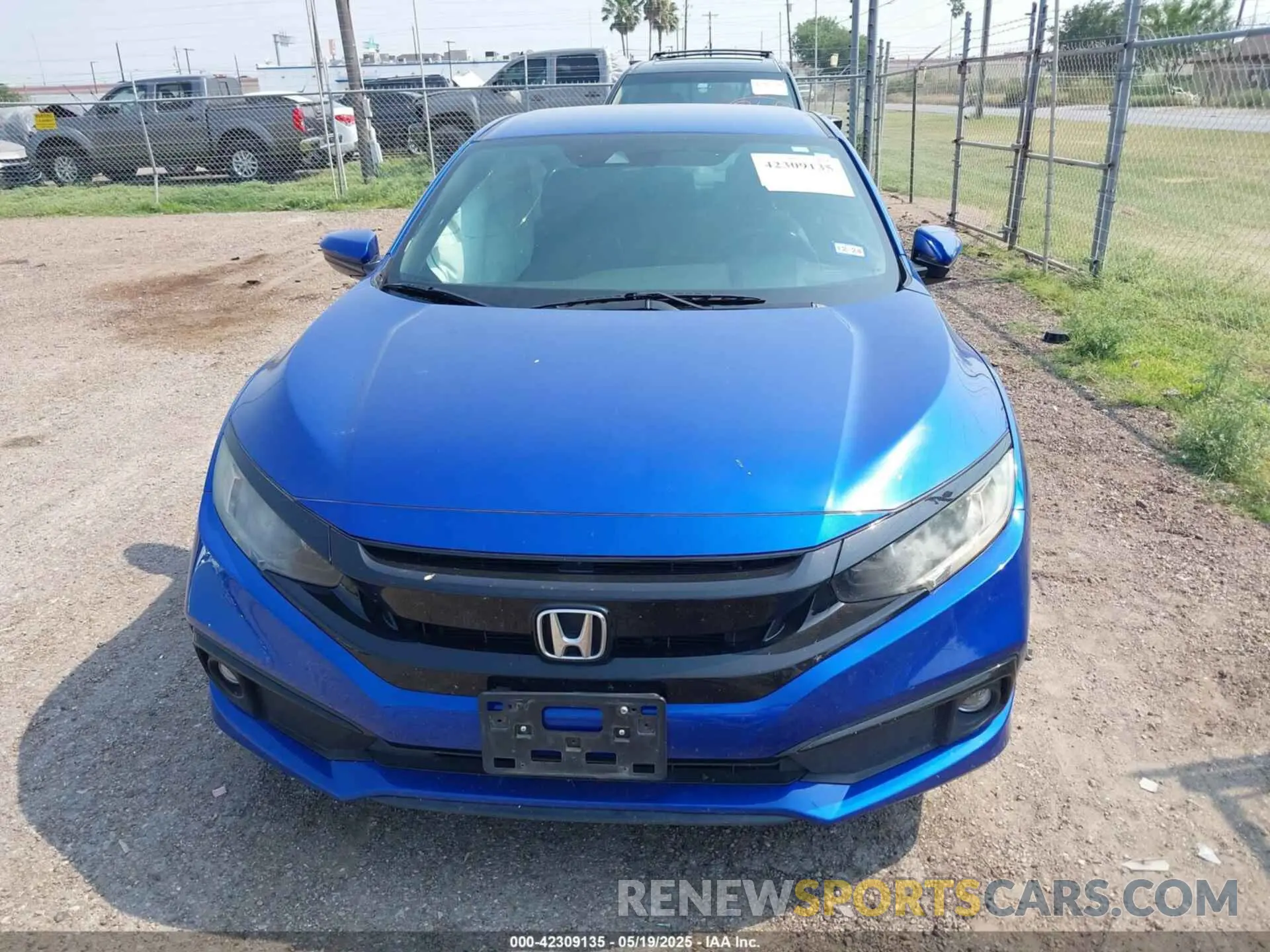 12 Photograph of a damaged car 19XFC2F8XKE045192 HONDA CIVIC 2019