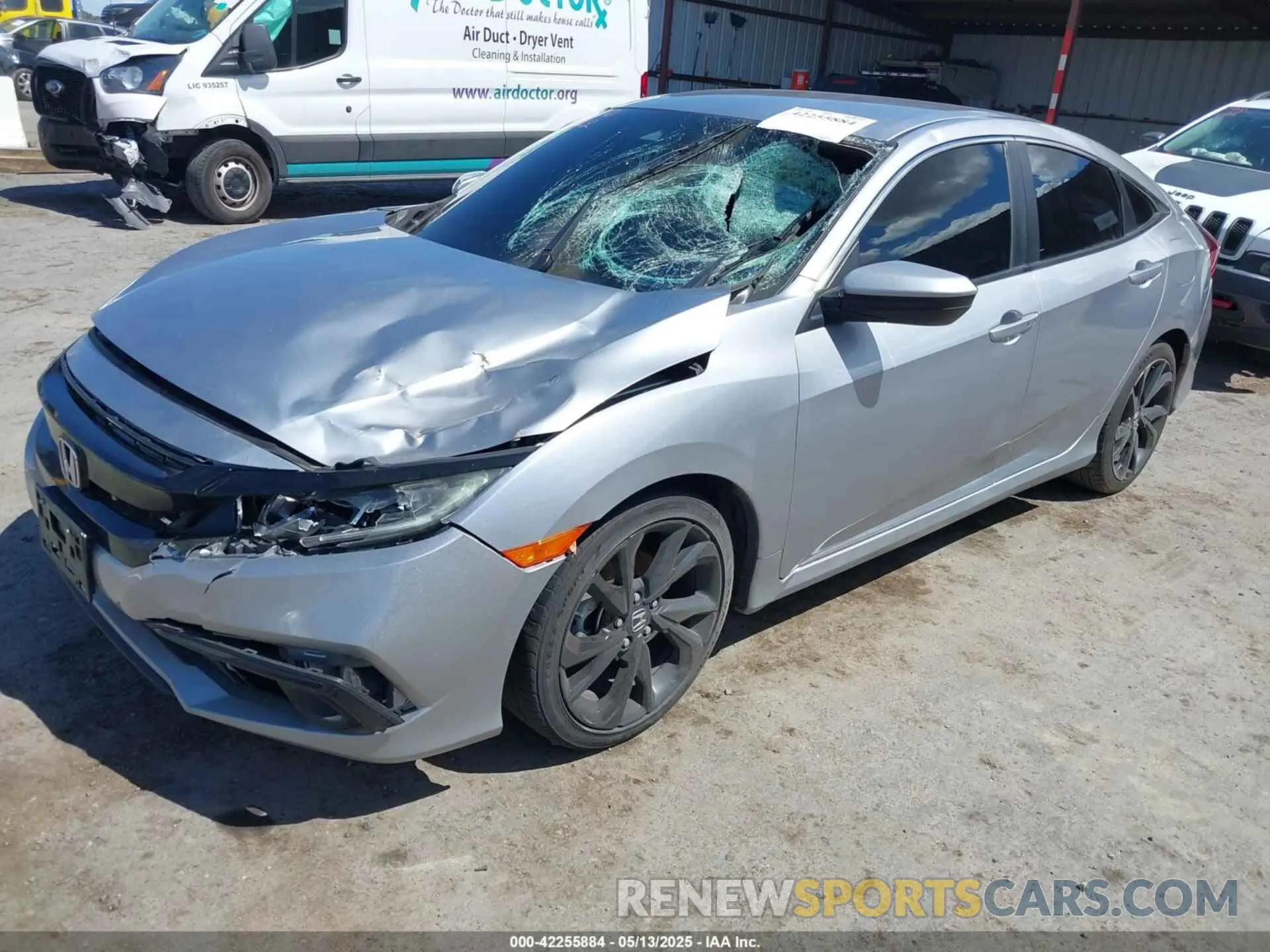 2 Фотография поврежденного автомобиля 19XFC2F8XKE212232 HONDA CIVIC 2019