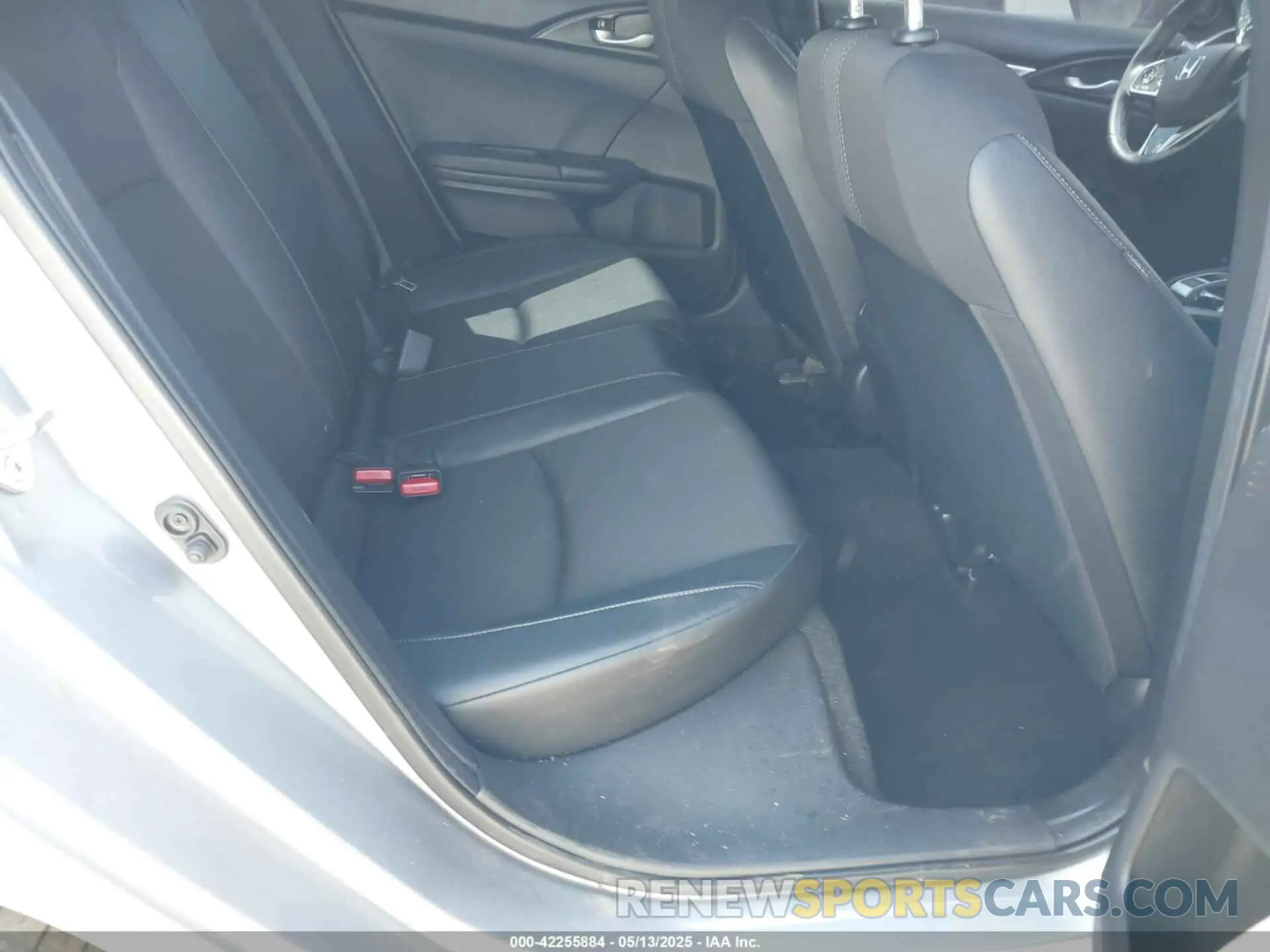 8 Фотография поврежденного автомобиля 19XFC2F8XKE212232 HONDA CIVIC 2019