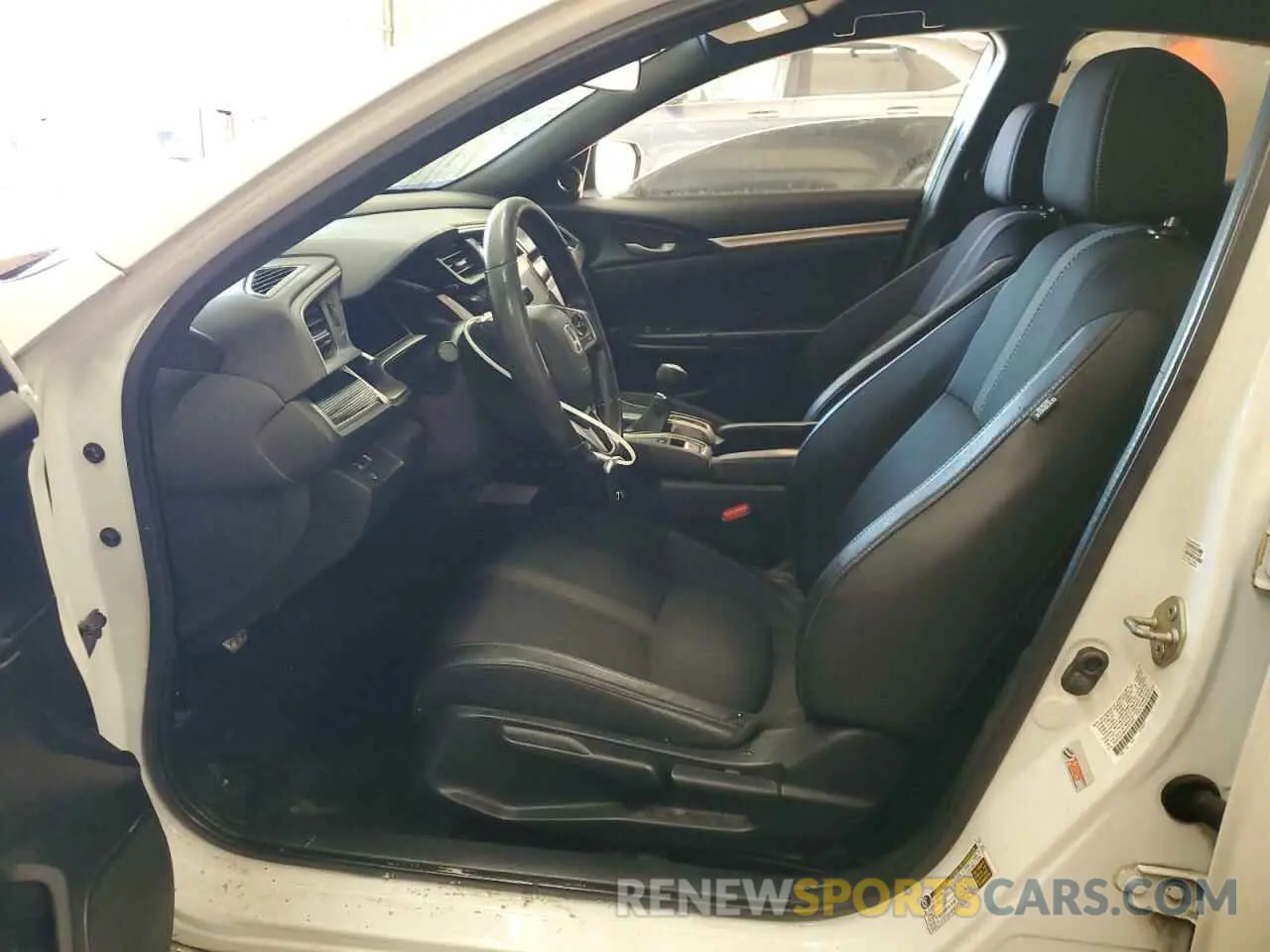 7 Photograph of a damaged car 2HGFC2E88KH523309 HONDA CIVIC 2019