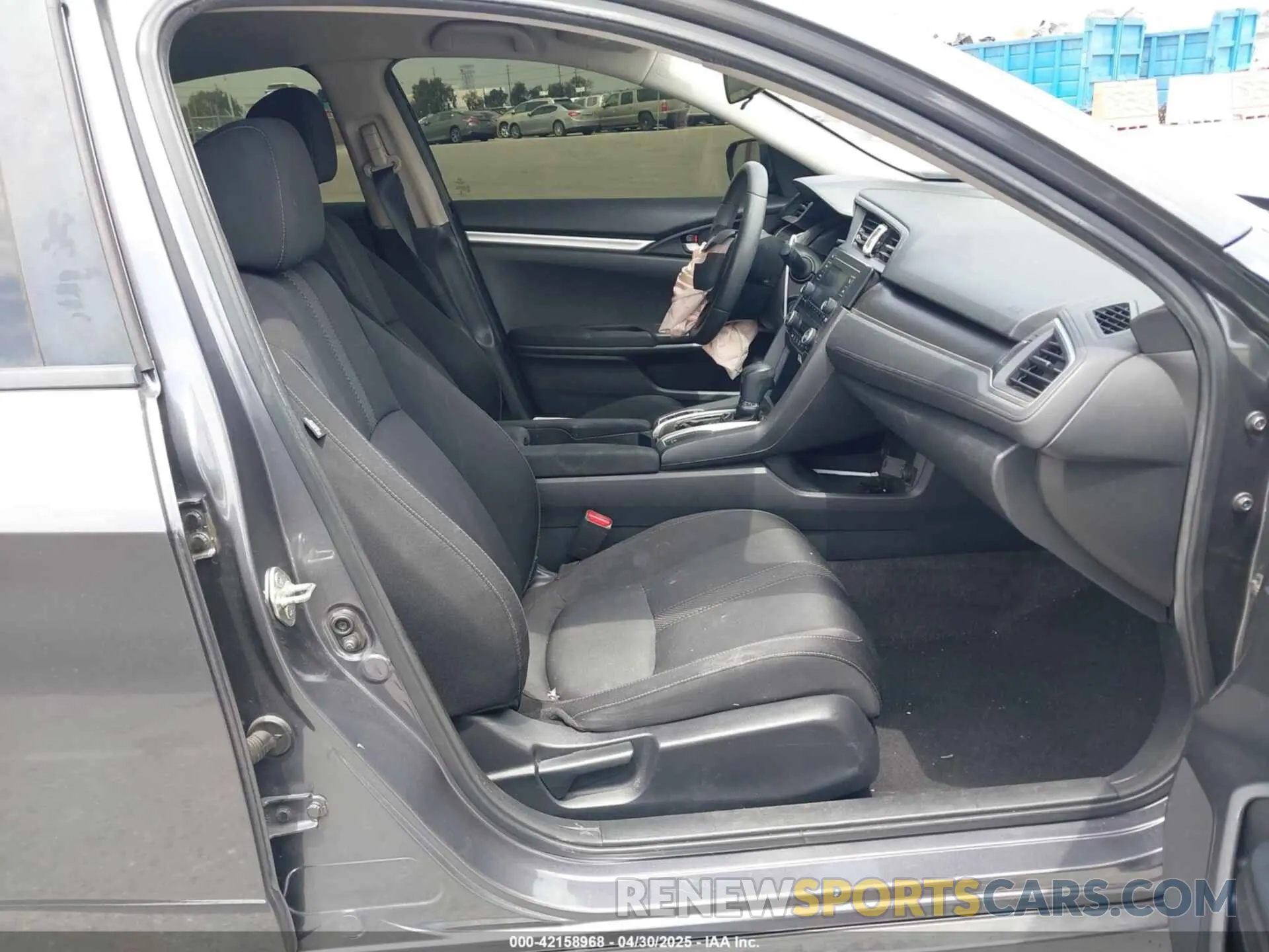 5 Photograph of a damaged car 2HGFC2F61KH544810 HONDA CIVIC 2019