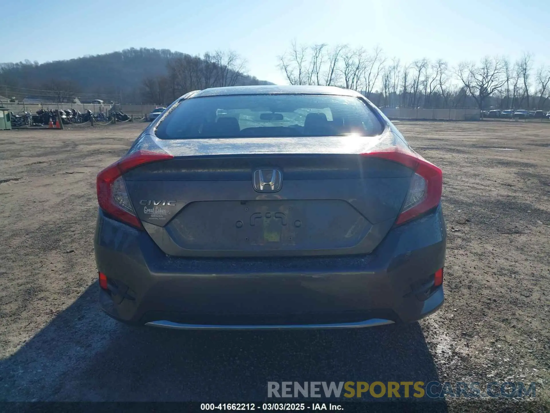 16 Фотография поврежденного автомобиля 2HGFC2F61KH589956 HONDA CIVIC 2019