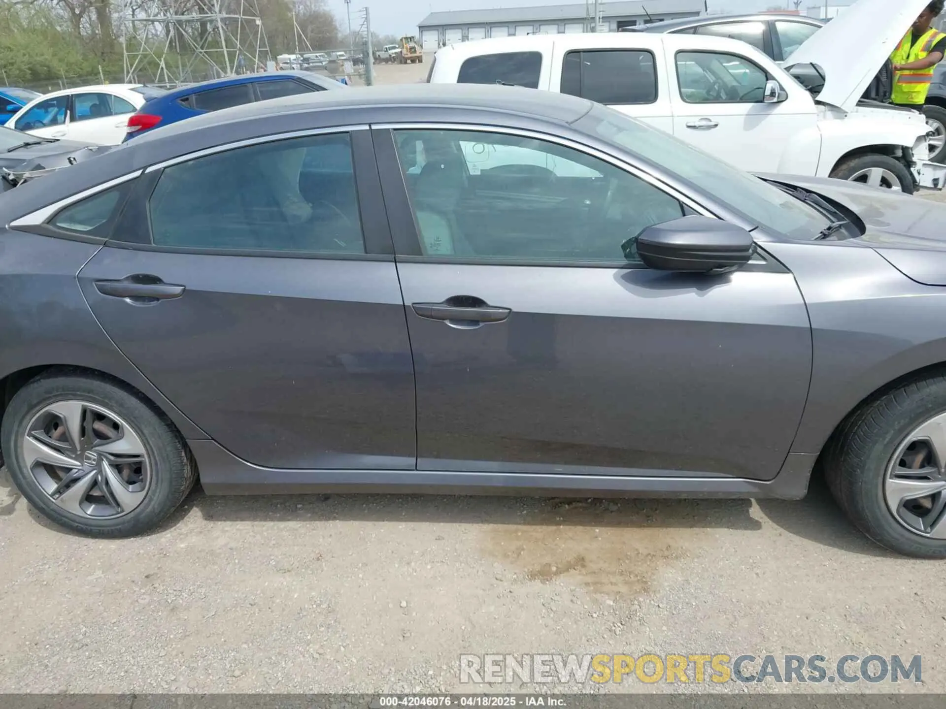 13 Photograph of a damaged car 2HGFC2F62KH552690 HONDA CIVIC 2019