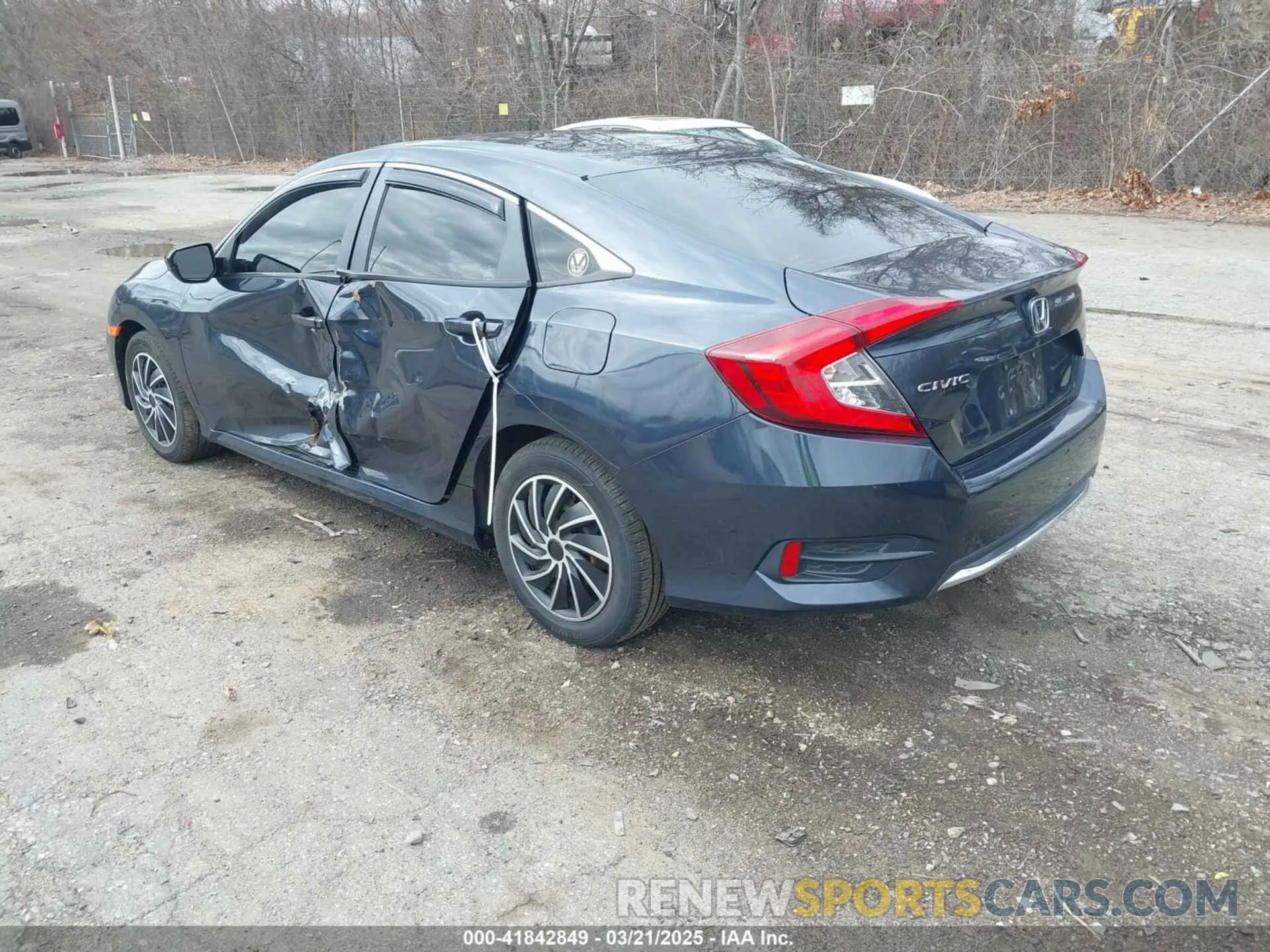 3 Photograph of a damaged car 2HGFC2F62KH584345 HONDA CIVIC 2019