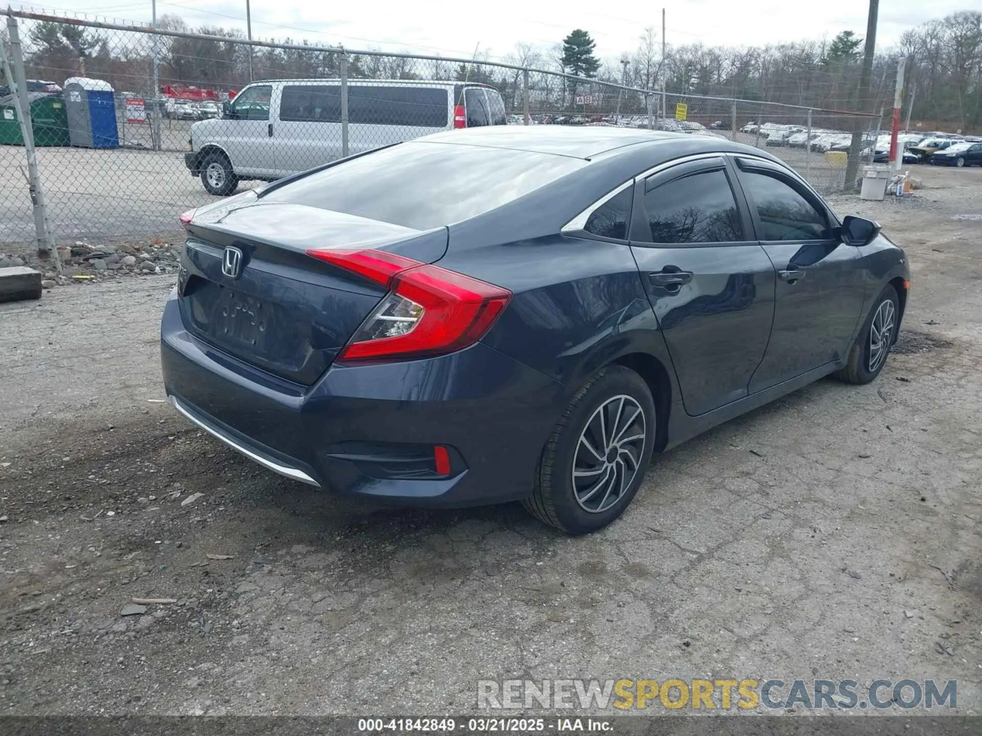 4 Photograph of a damaged car 2HGFC2F62KH584345 HONDA CIVIC 2019