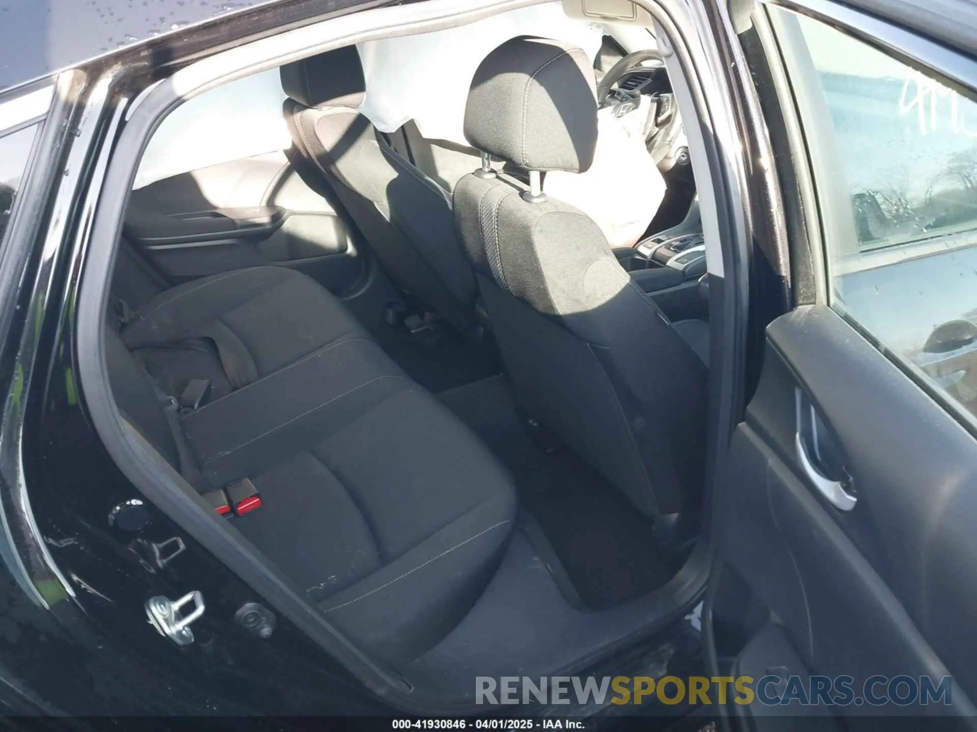 8 Фотография поврежденного автомобиля 2HGFC2F62KH596172 HONDA CIVIC 2019