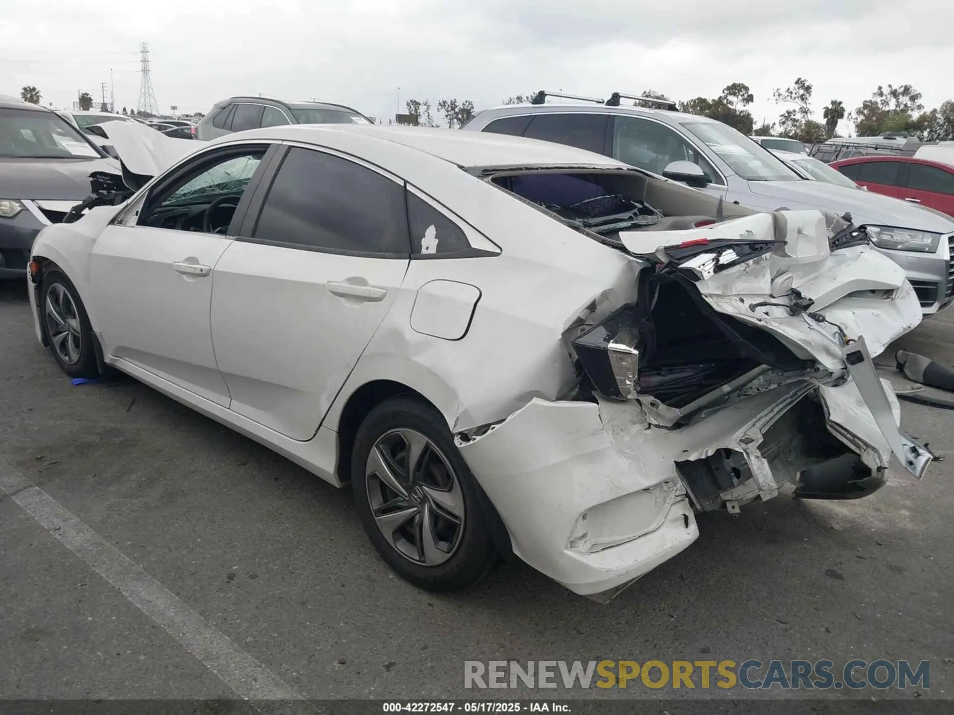 3 Photograph of a damaged car 2HGFC2F63KH533078 HONDA CIVIC 2019