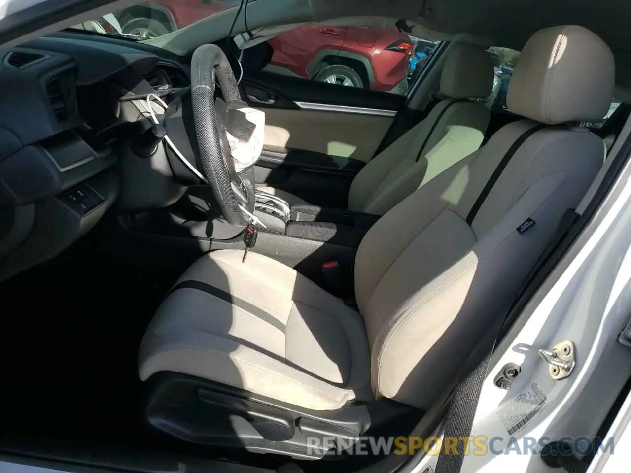 7 Photograph of a damaged car 2HGFC2F63KH568896 HONDA CIVIC 2019