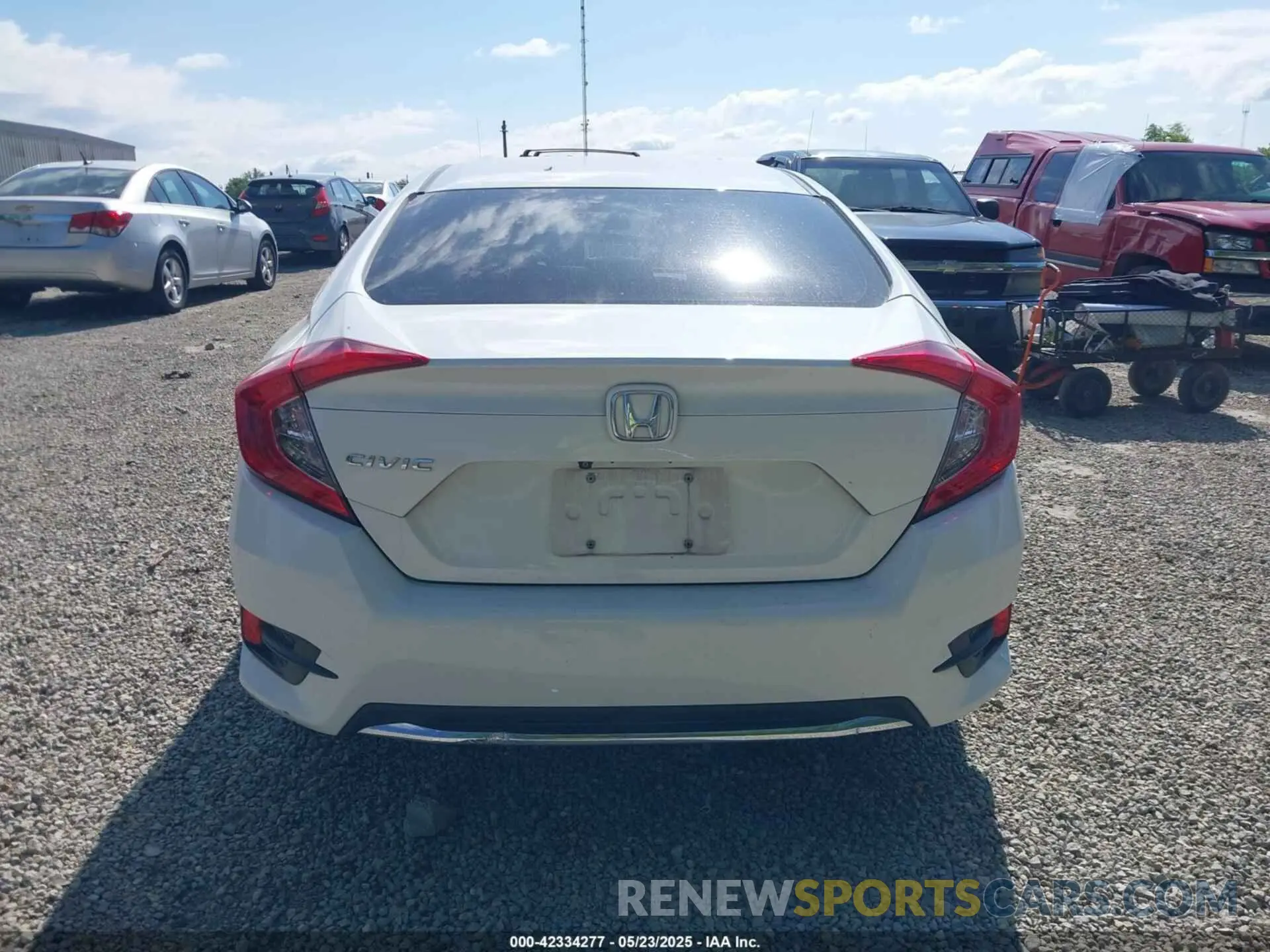 17 Фотография поврежденного автомобиля 2HGFC2F64KH548219 HONDA CIVIC 2019