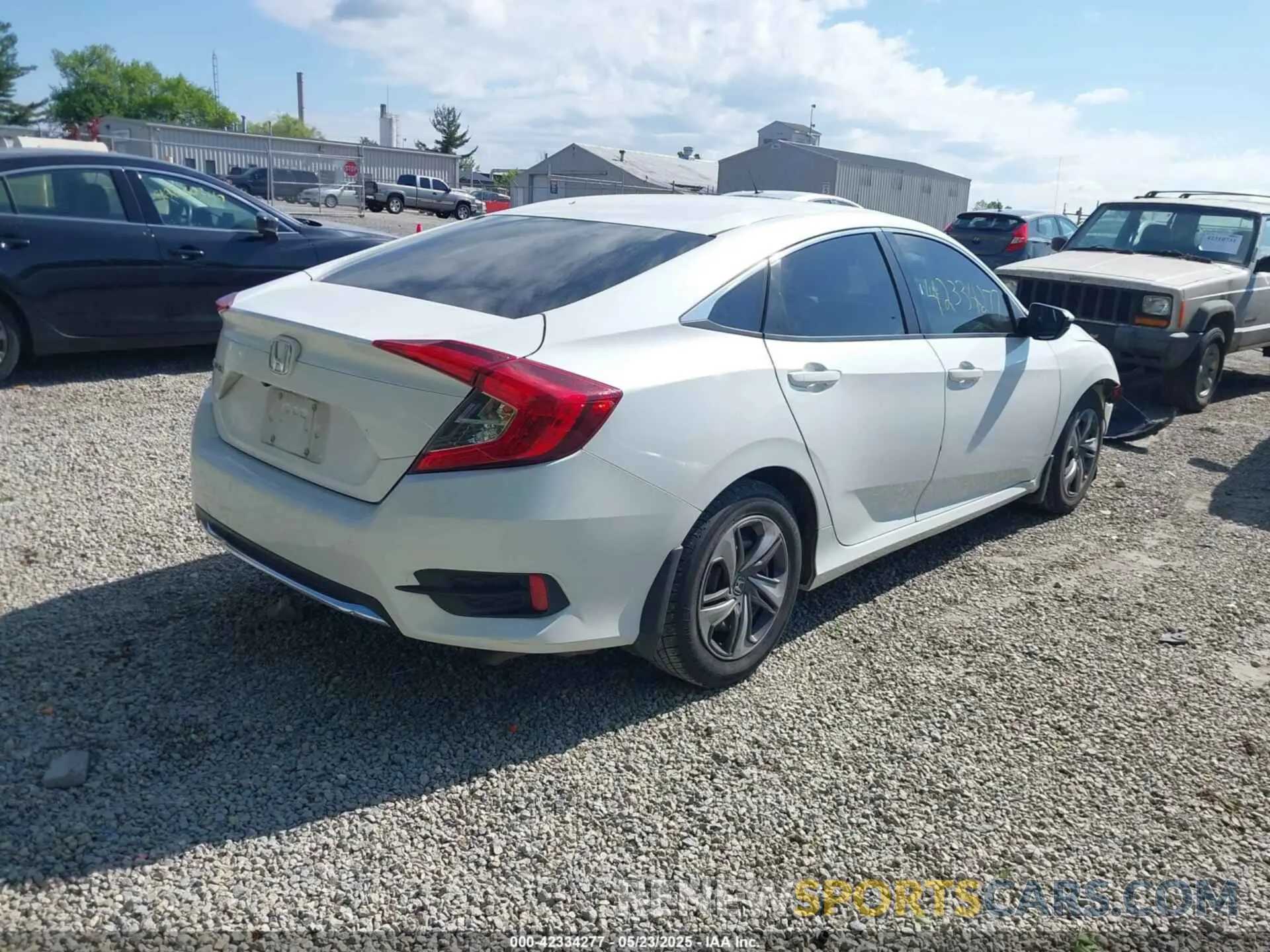 4 Фотография поврежденного автомобиля 2HGFC2F64KH548219 HONDA CIVIC 2019