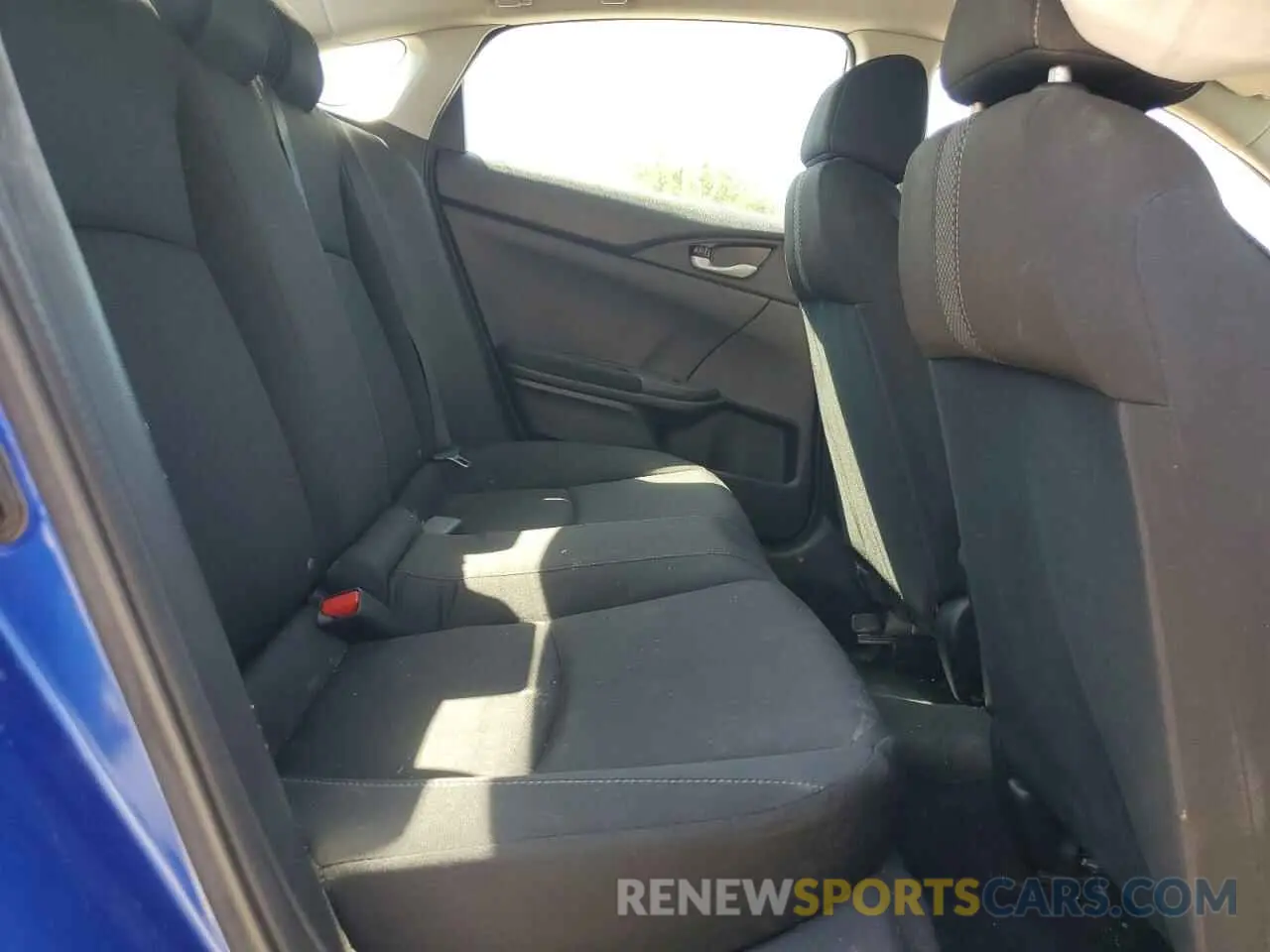 11 Photograph of a damaged car 2HGFC2F64KH569572 HONDA CIVIC 2019