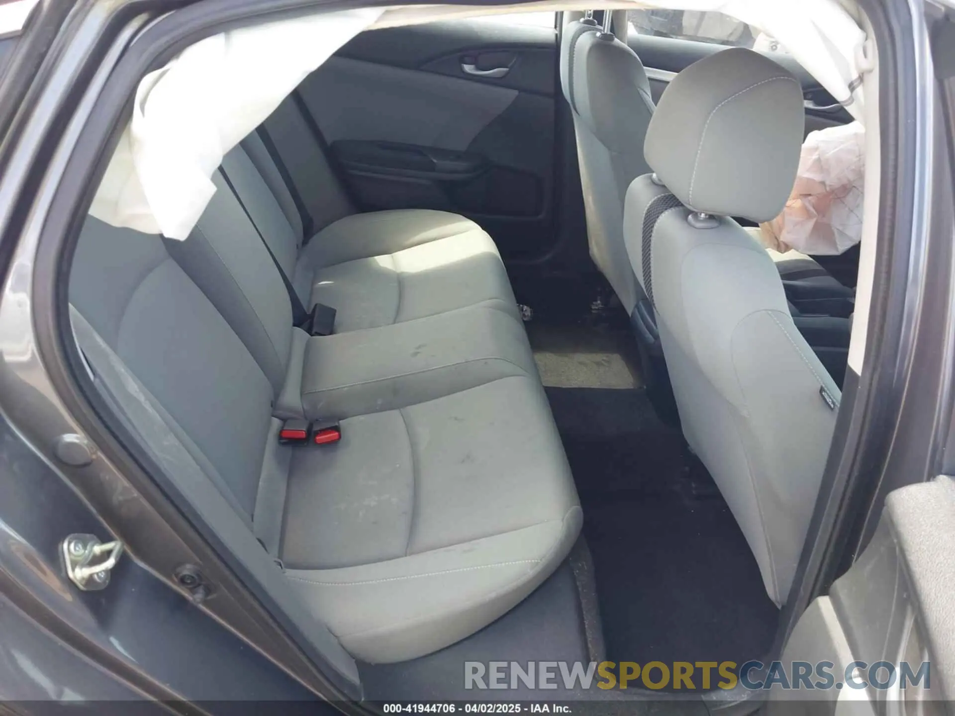 8 Photograph of a damaged car 2HGFC2F64KH596741 HONDA CIVIC 2019