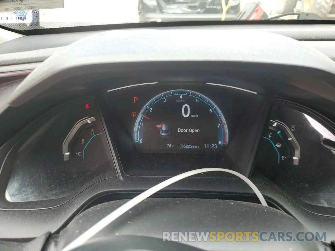 9 Photograph of a damaged car 2HGFC2F65KH527315 HONDA CIVIC 2019