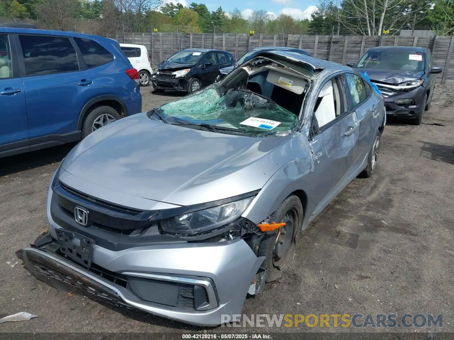 2 Фотография поврежденного автомобиля 2HGFC2F66KH529087 HONDA CIVIC 2019