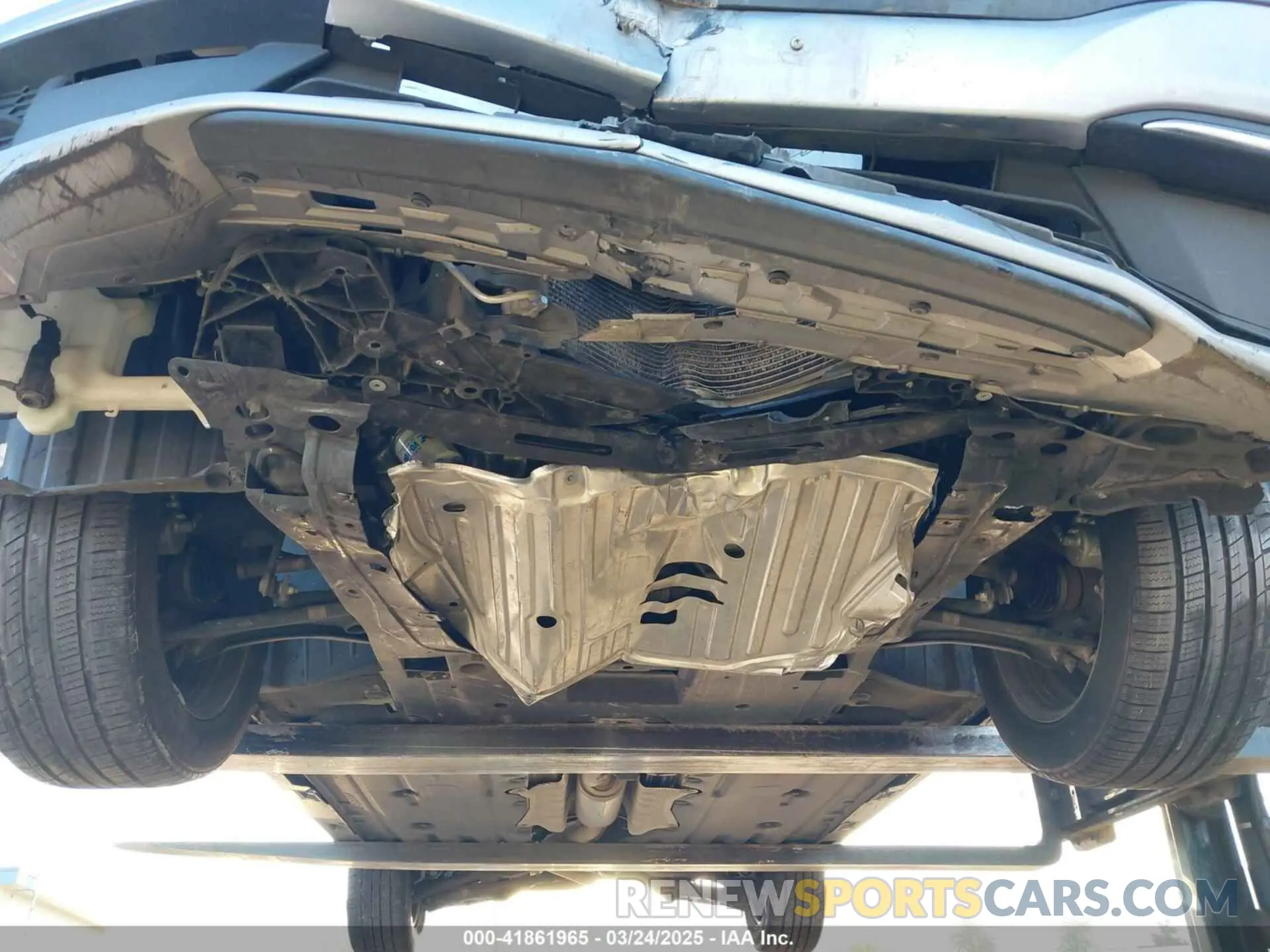 21 Photograph of a damaged car 2HGFC2F66KH550182 HONDA CIVIC 2019